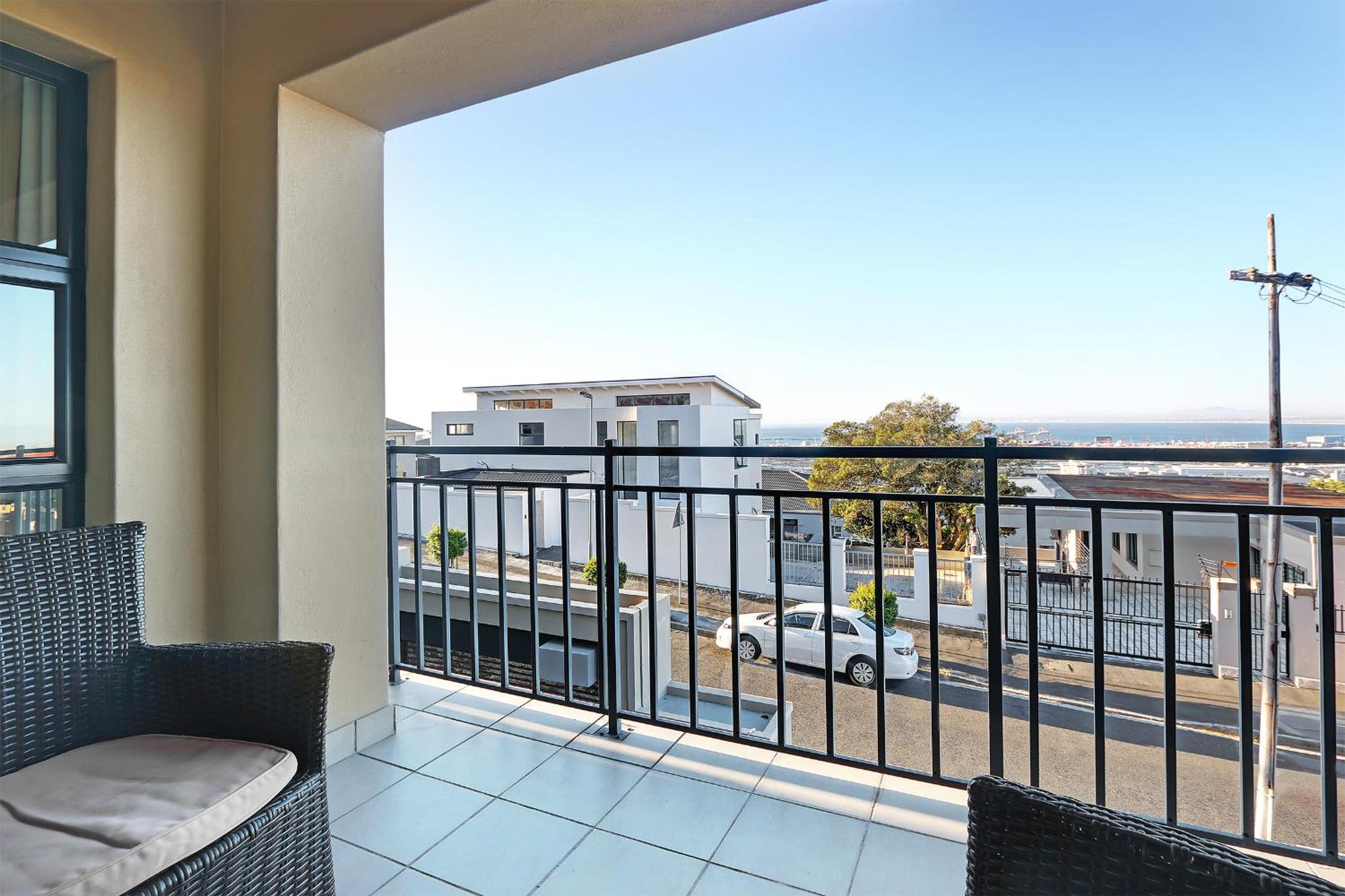 STAR APARTMENTS