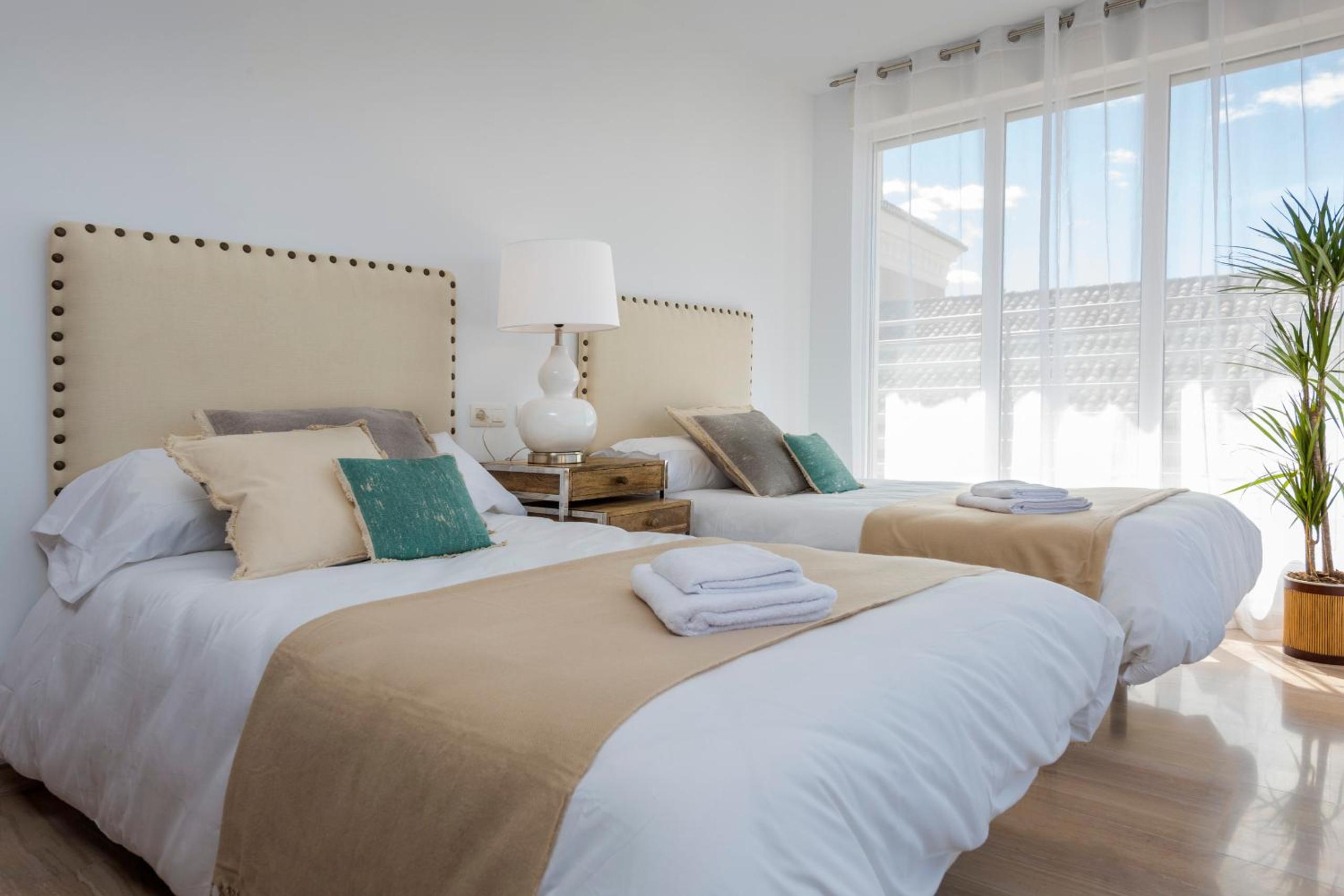 Genteel Home Isabel la Católica