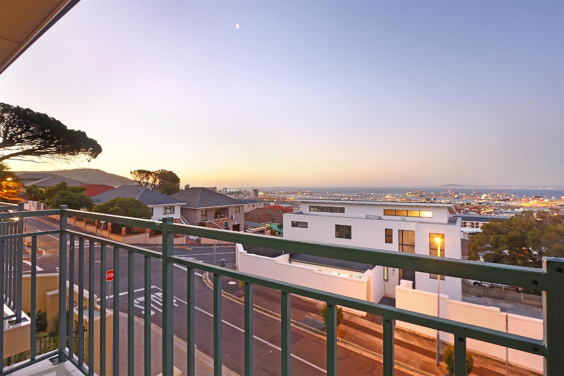 STAR APARTMENTS