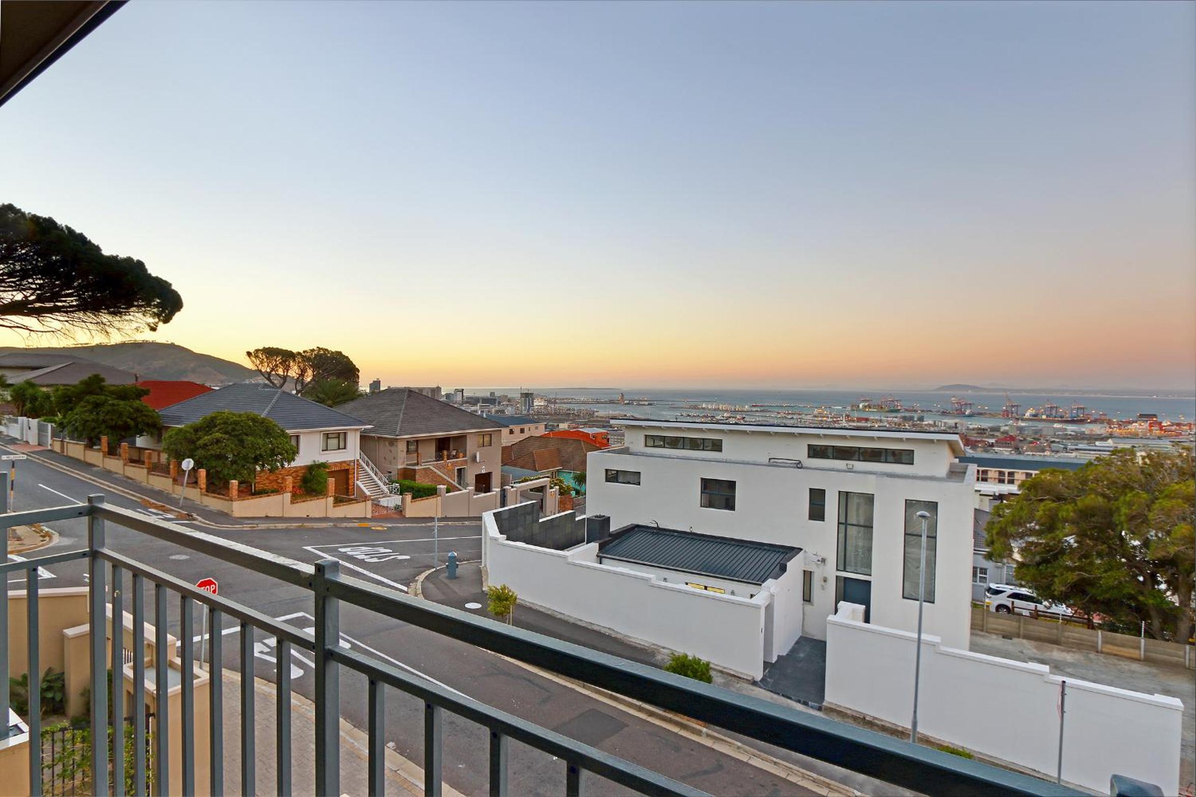 STAR APARTMENTS
