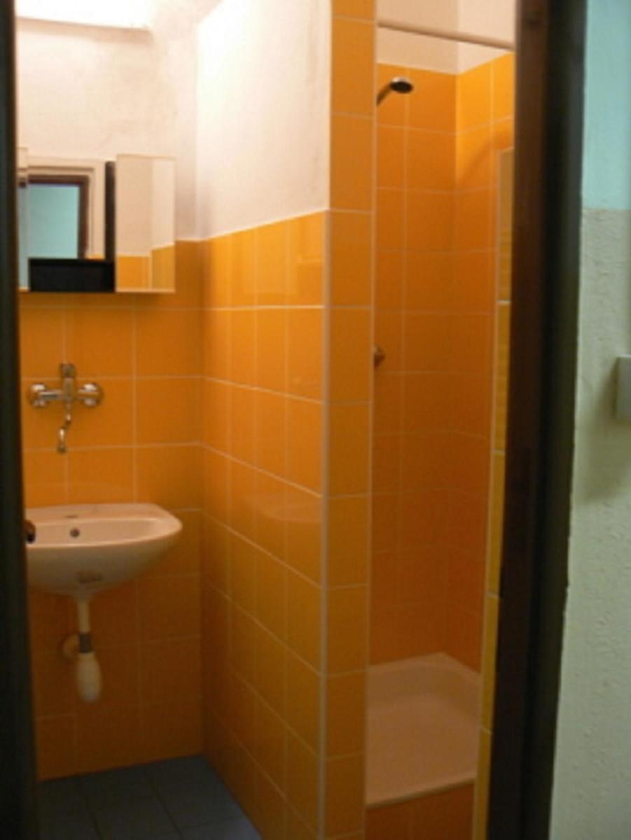 Hostel Modrá