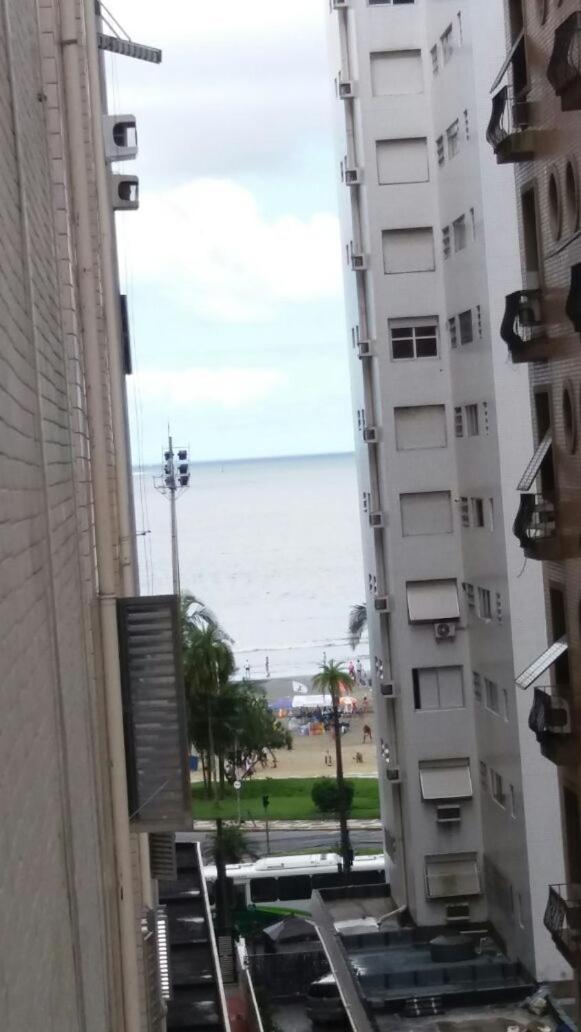 Sala-living/ 1 quadra da praia view 5
