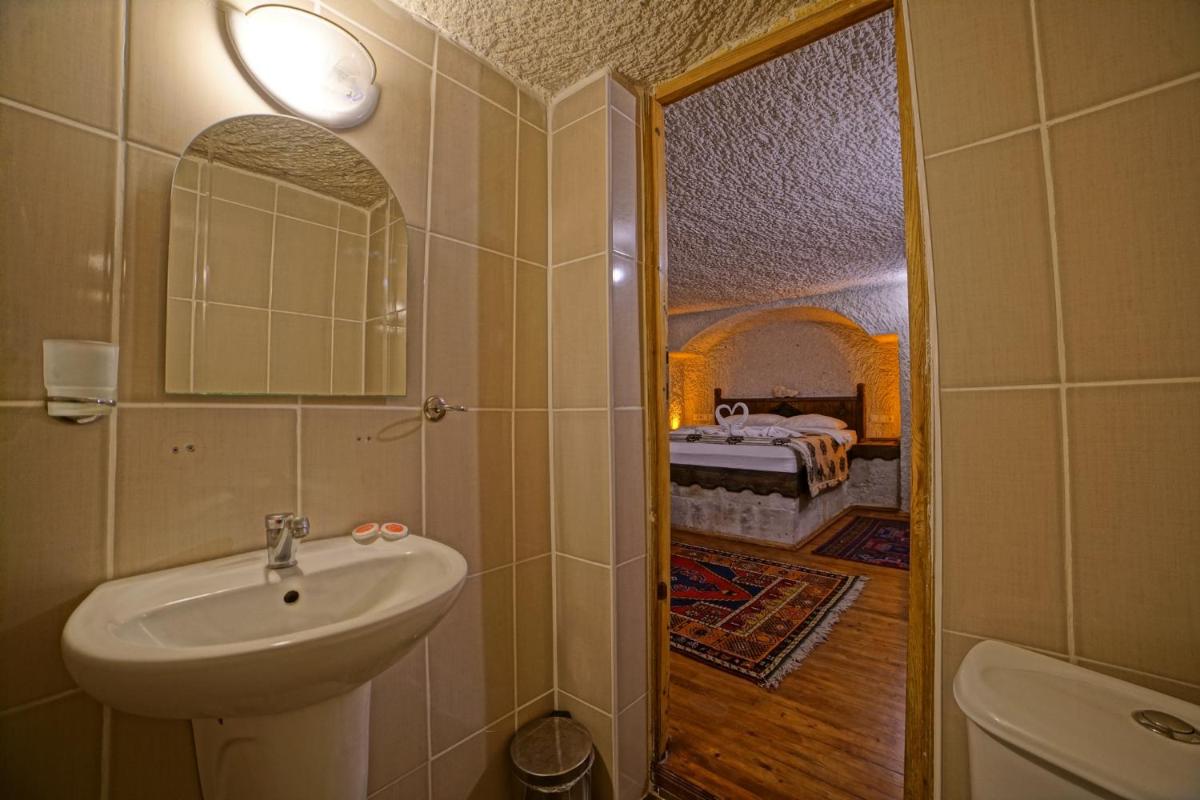 Melek Cave Hotel - Image 20