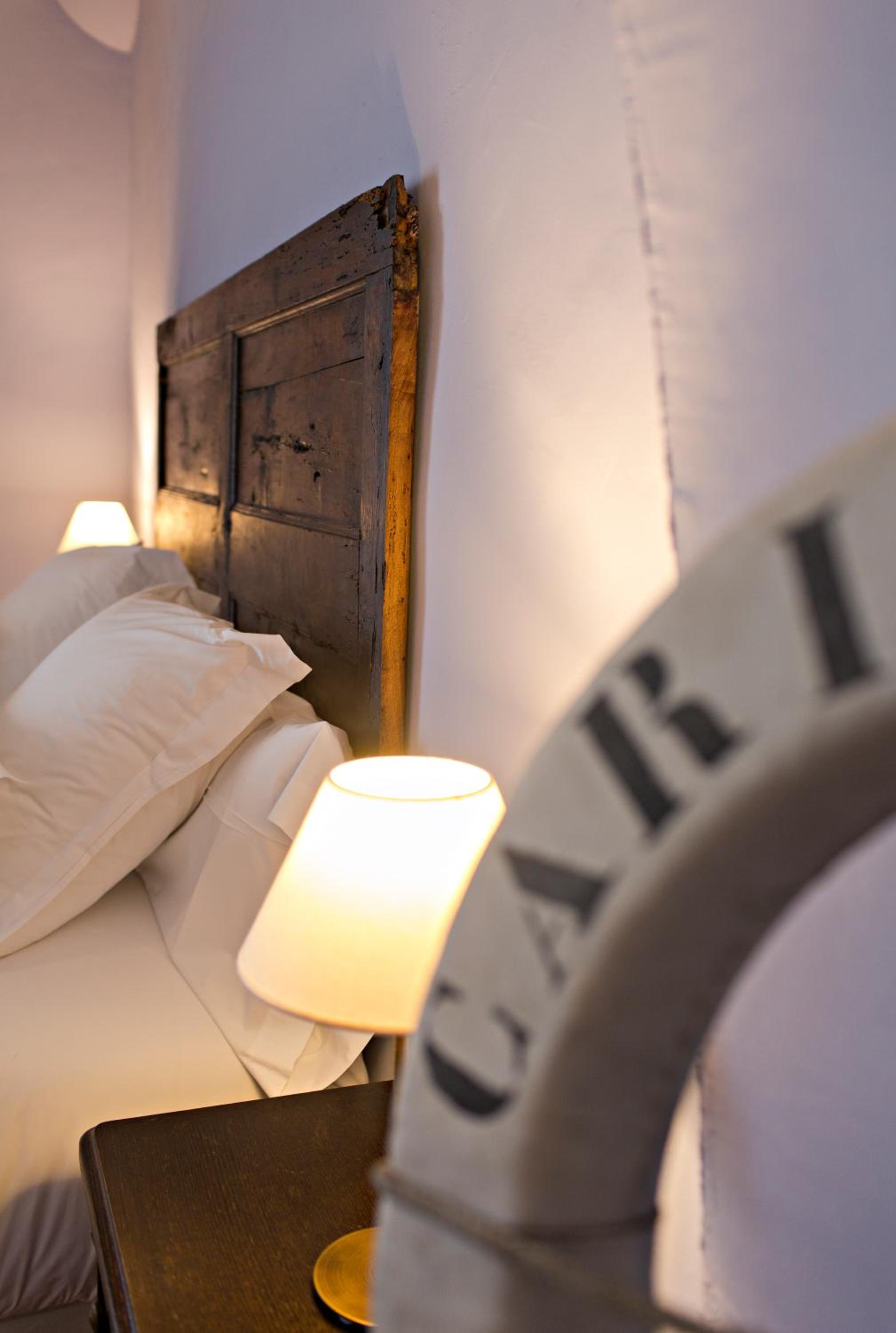 Encís d'Empordà -Adults Only-