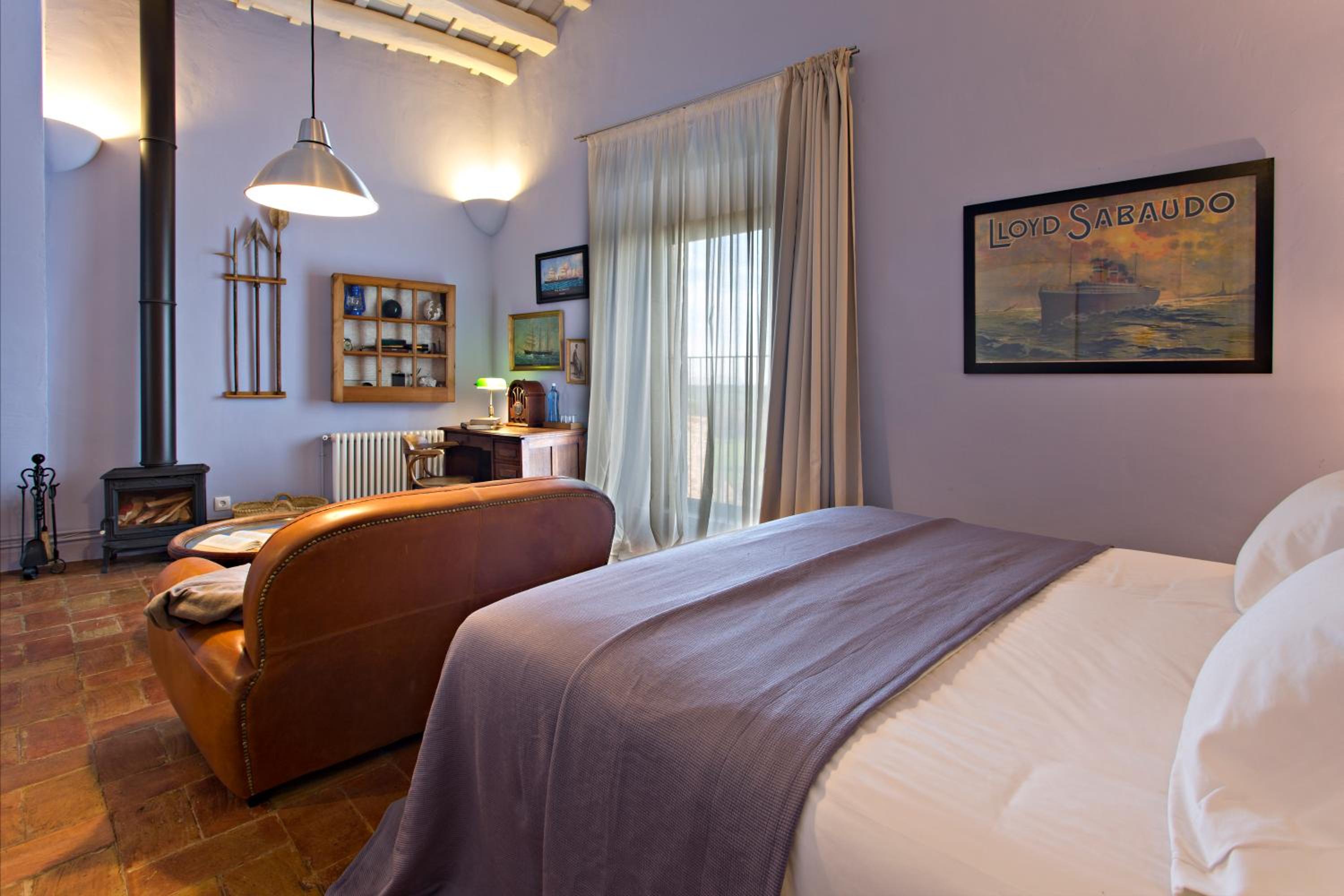 Encís d'Empordà -Adults Only-
