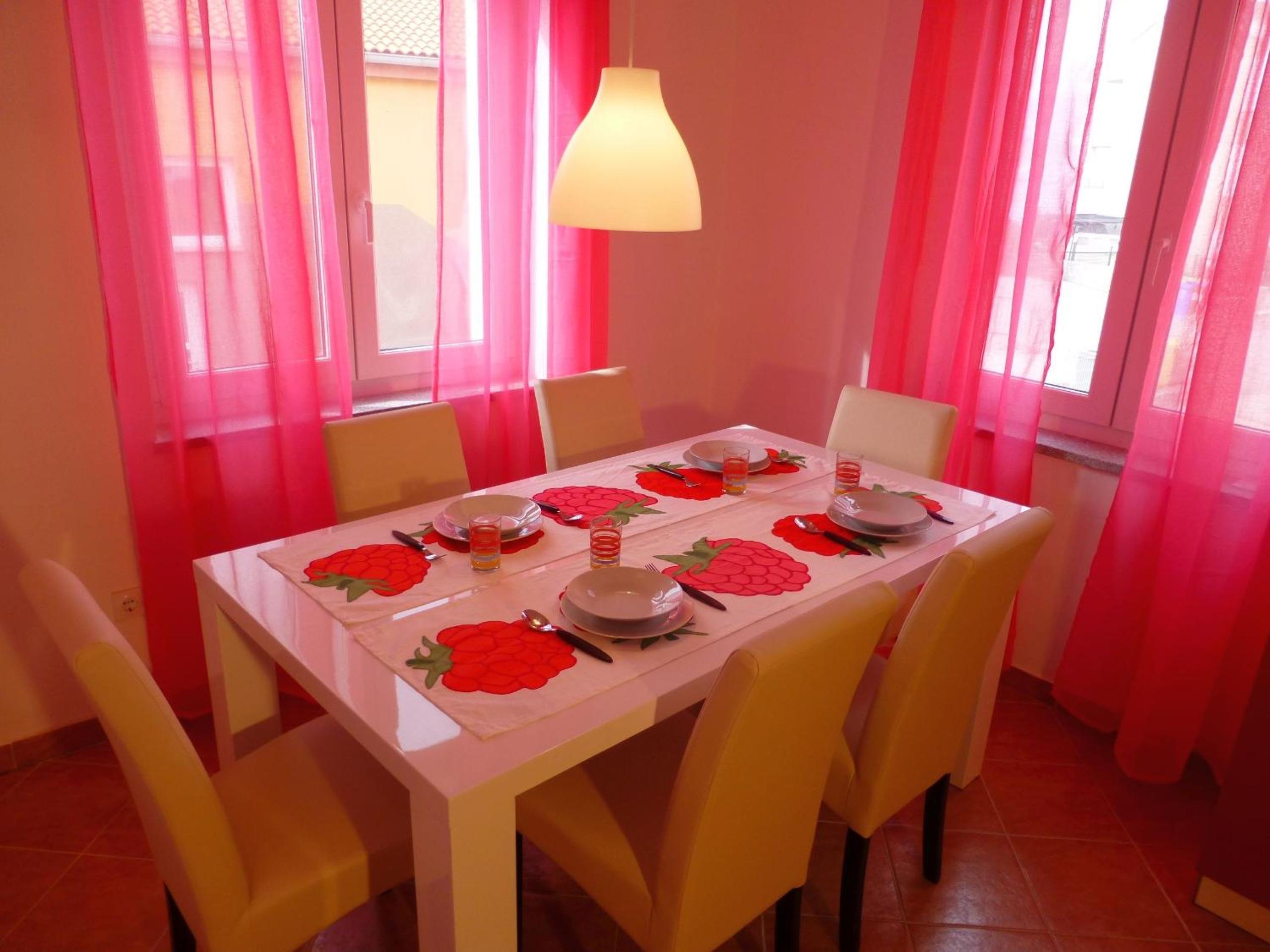 Apartments Kvesić