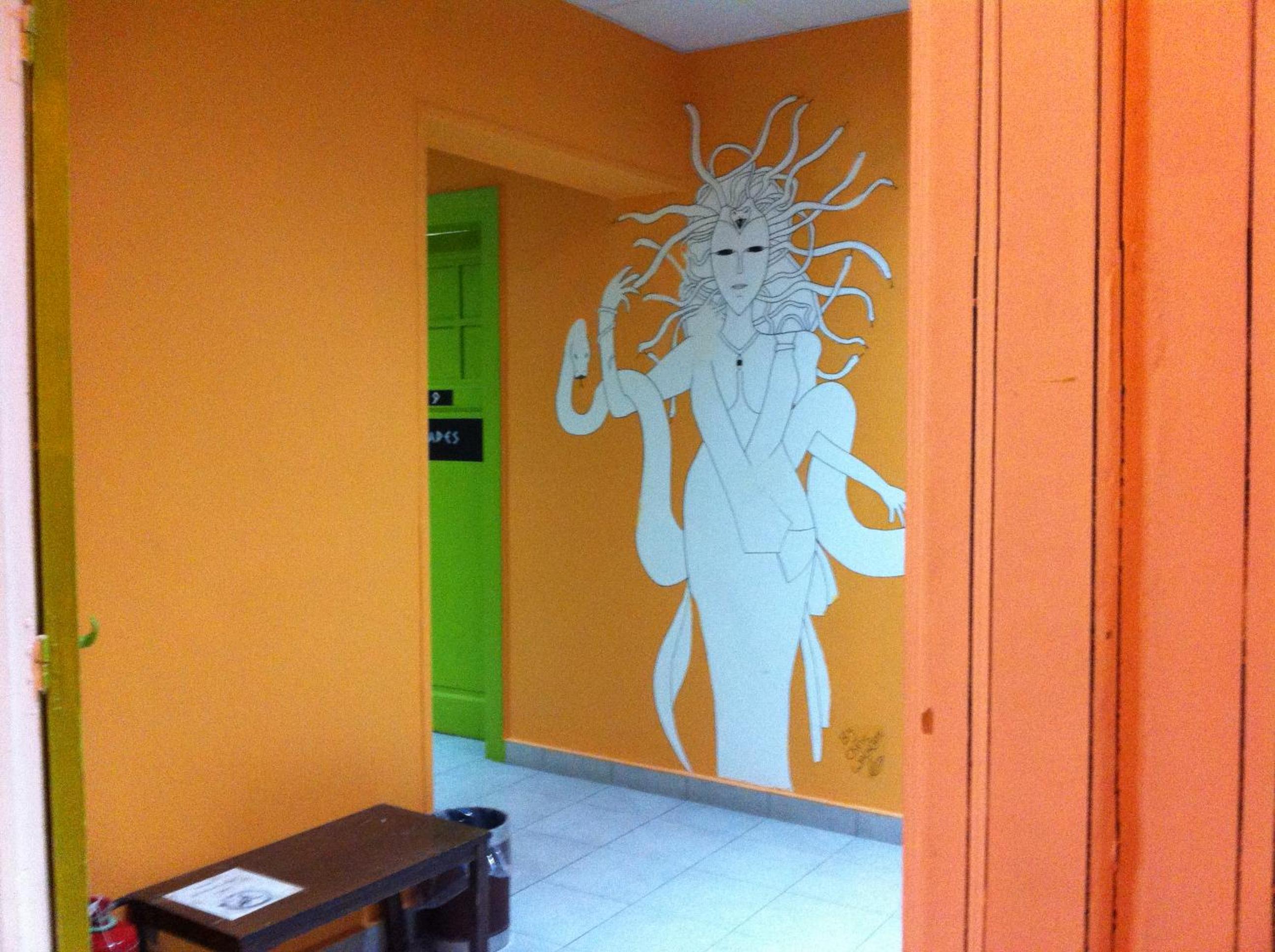 Zeus Hostel