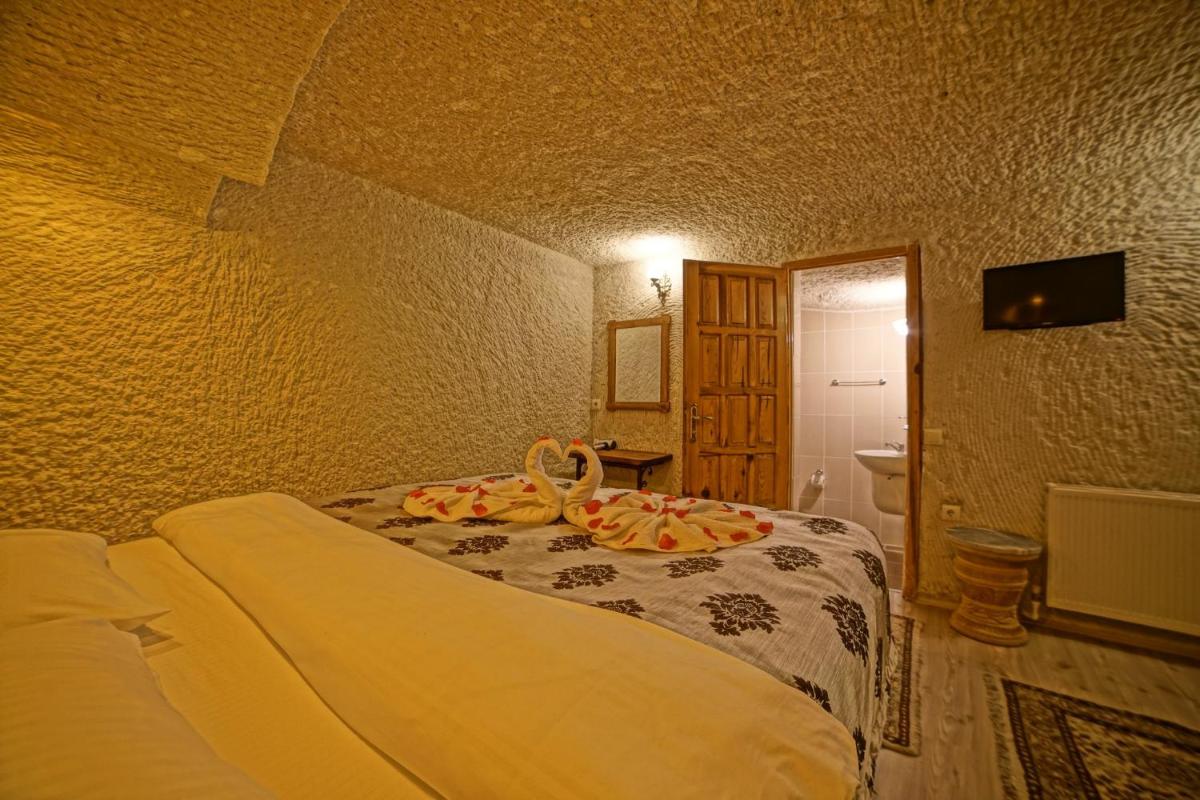 Melek Cave Hotel - Image 40