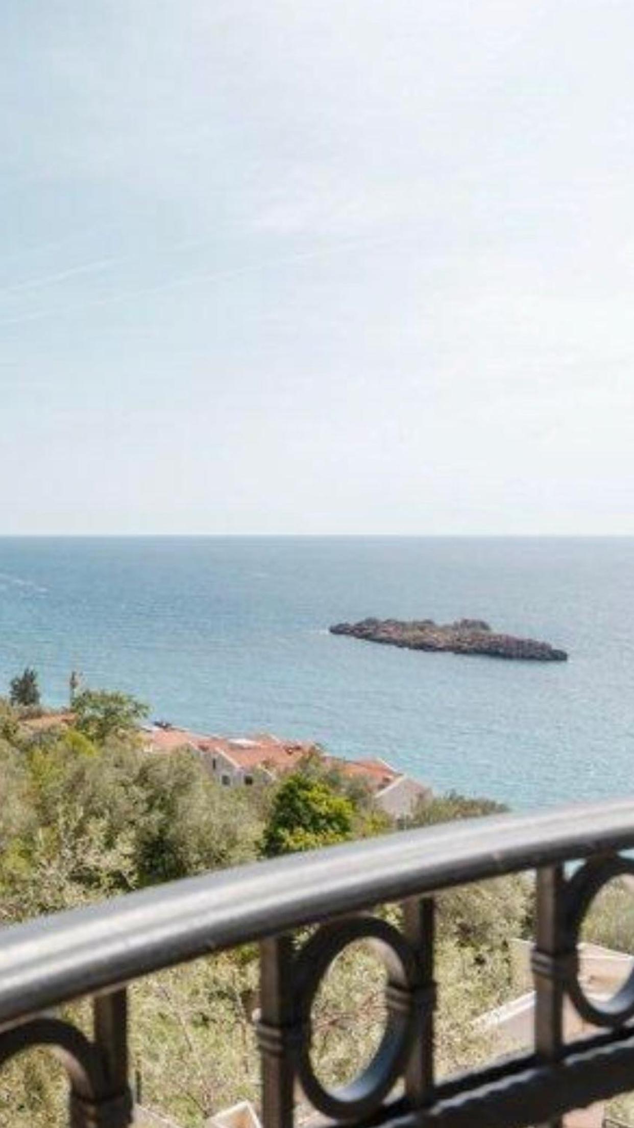 Monte Perla Residence
