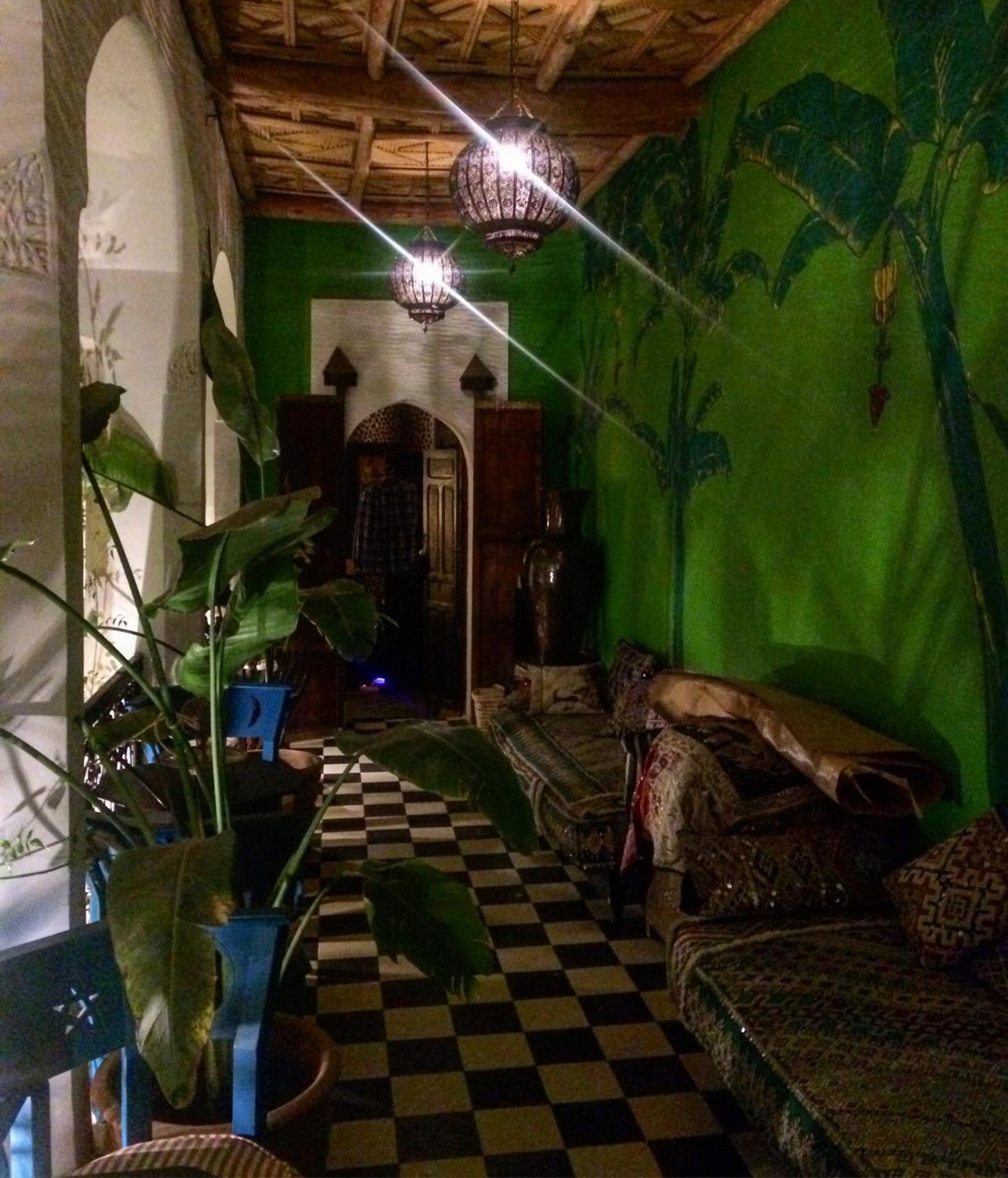 lounge
