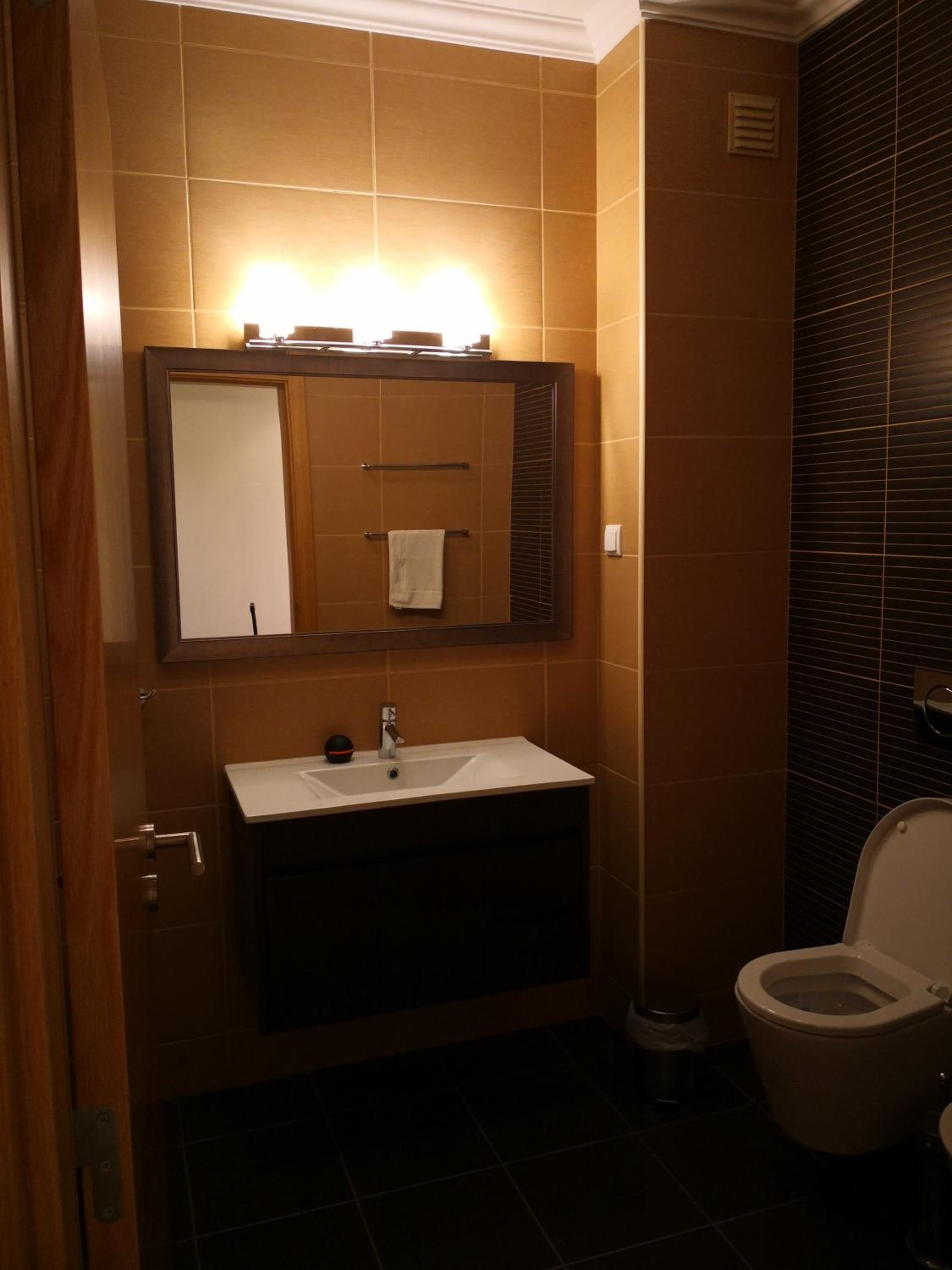 Photo 37