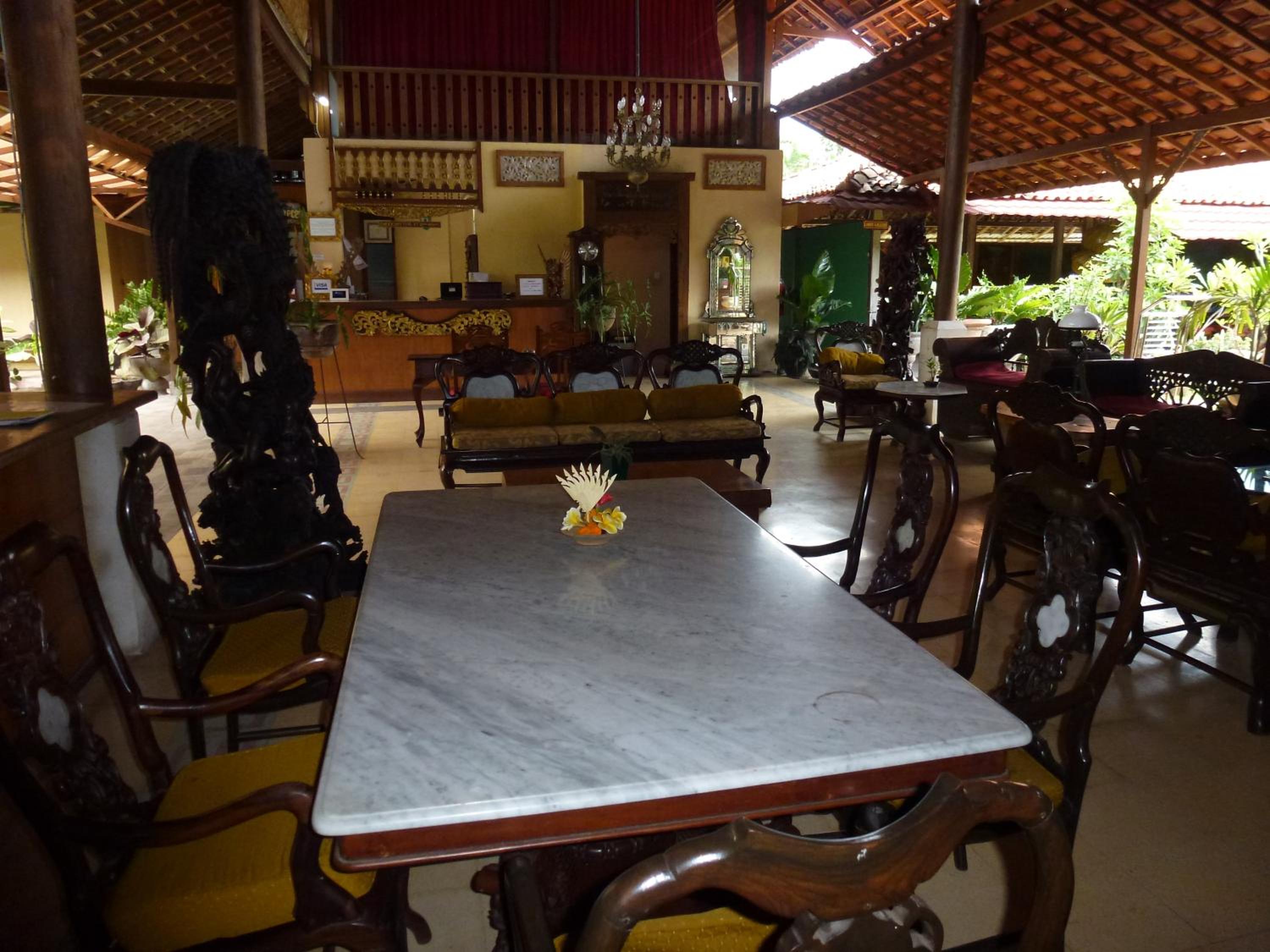 Gazebo Beach Hotel