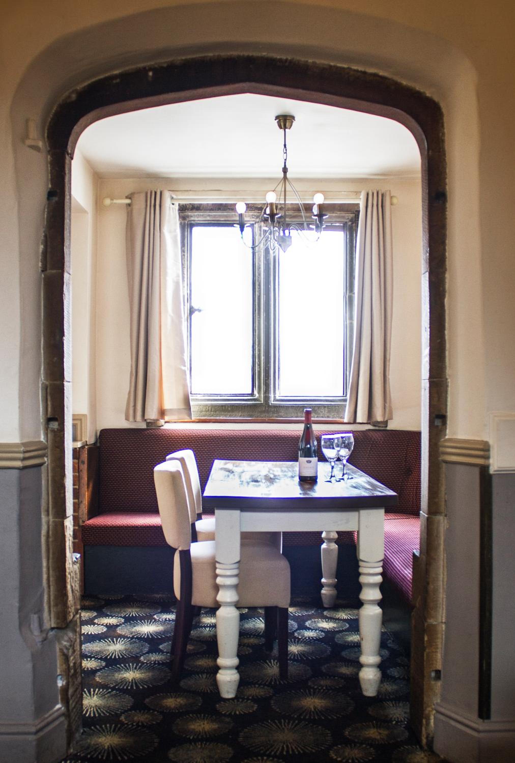 Sudbury Vacations - The Boars Head Hotel - Property Image 5