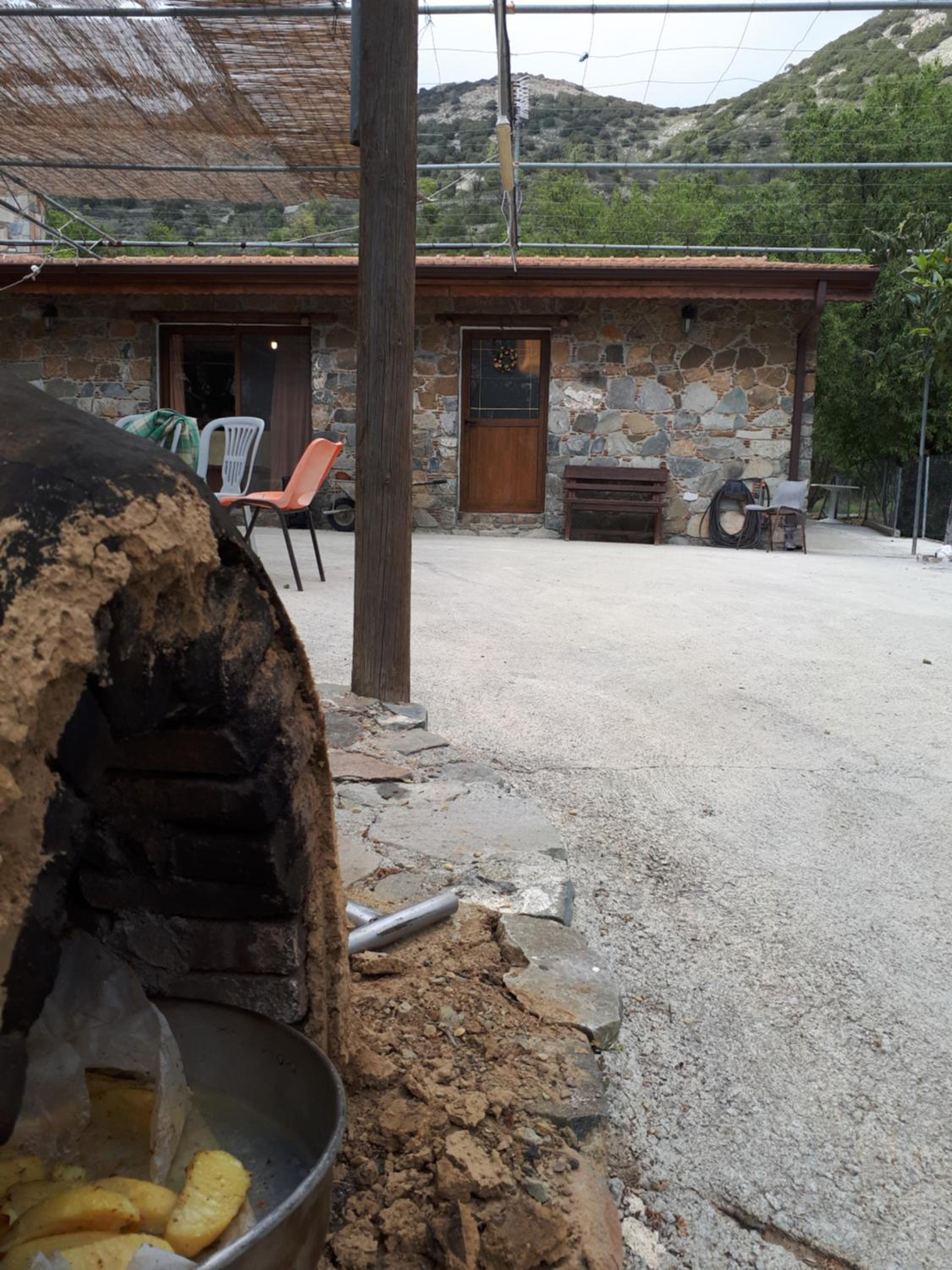 Agrompelo House