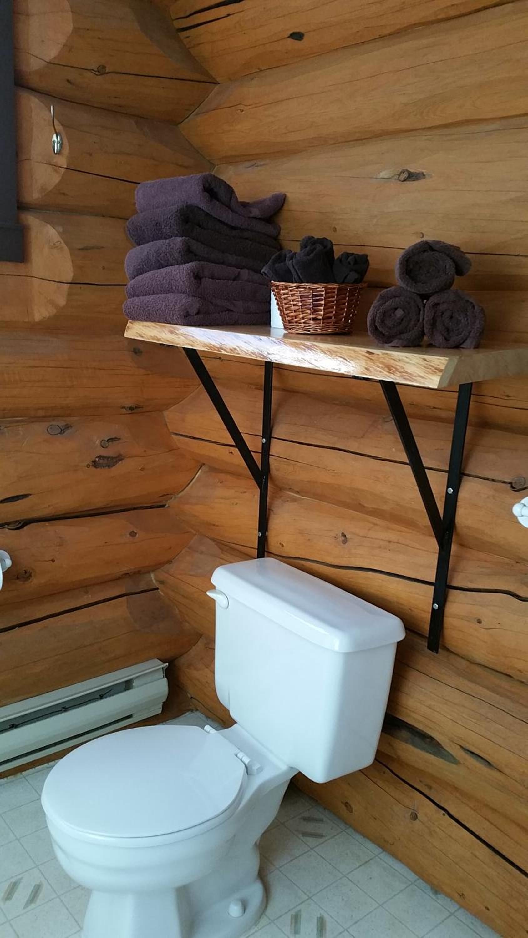 Twin Peaks Hotel Cabins