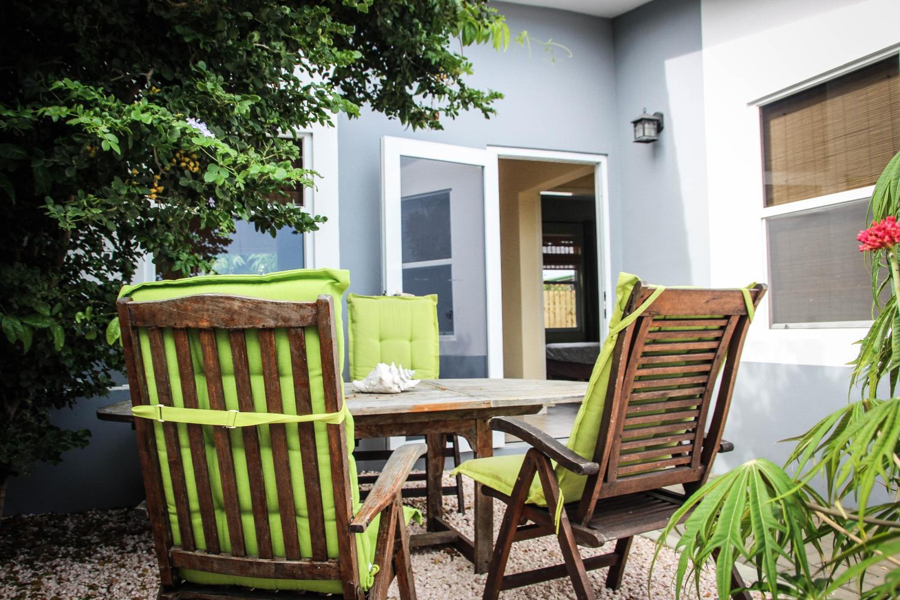 Kabritu View - 2BR vilal met privé zwembad & tuin