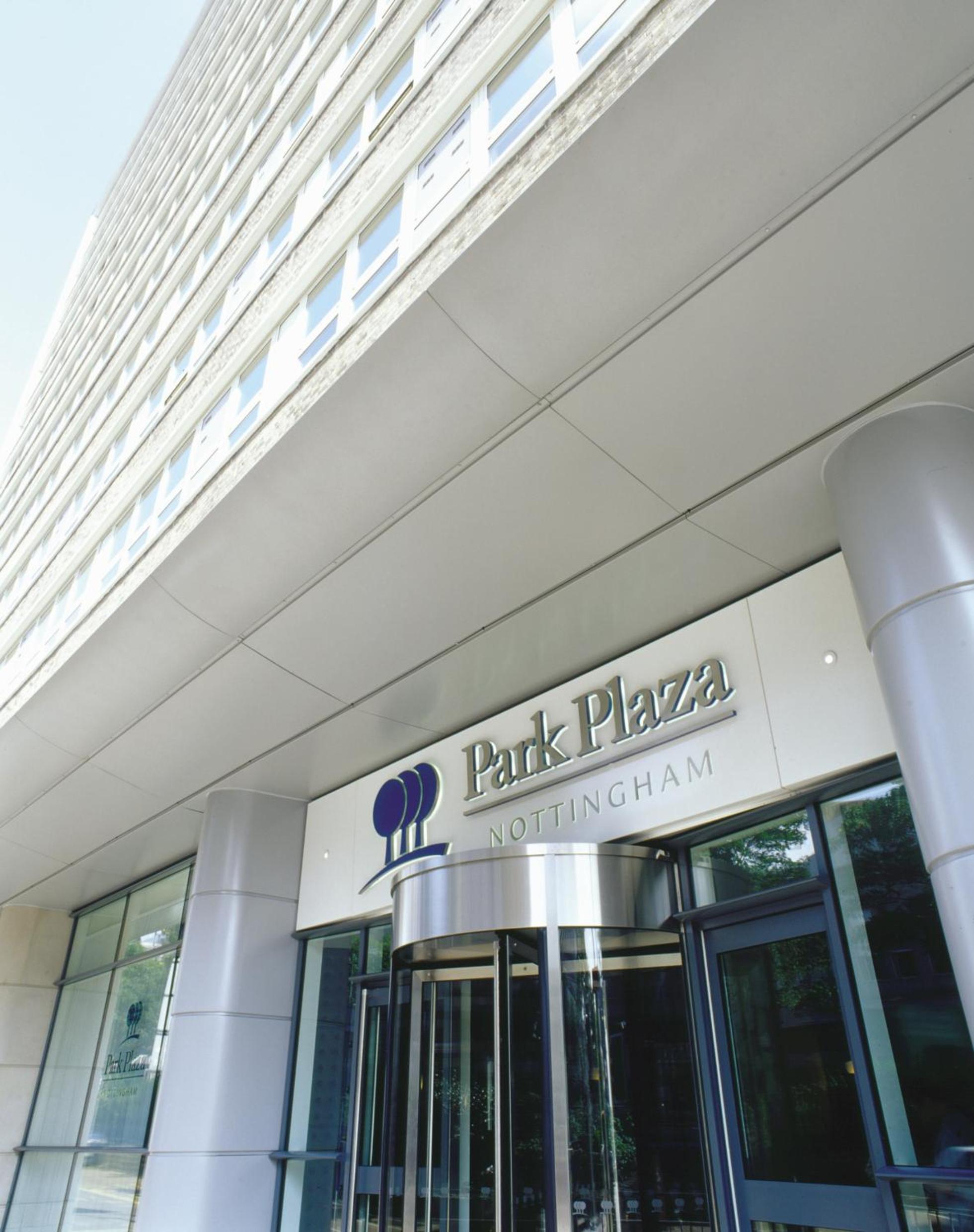 Hotel Park Plaza Nottingham - Image 1