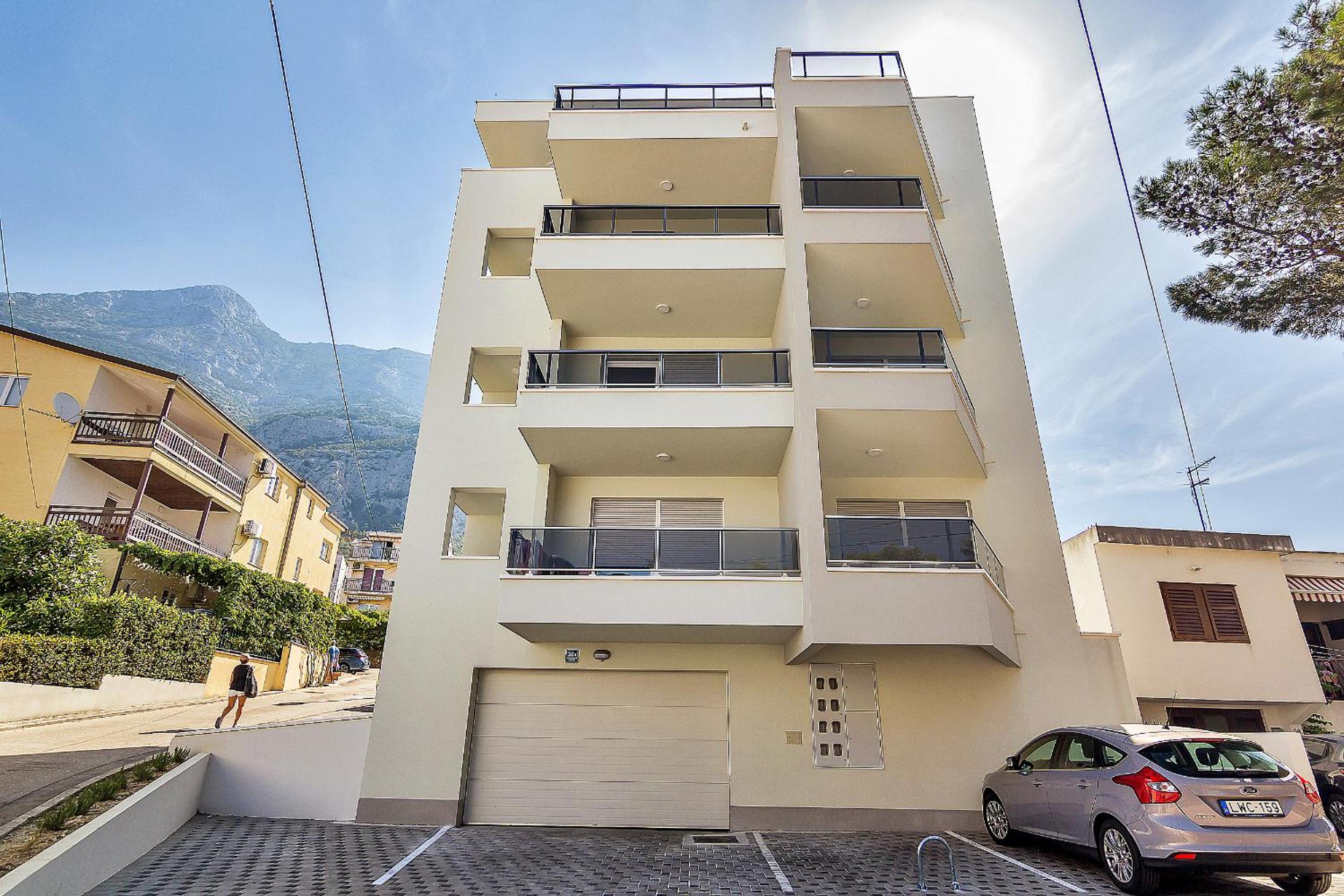 Hotel Penthouse Bella Vista Makarska - Image 1