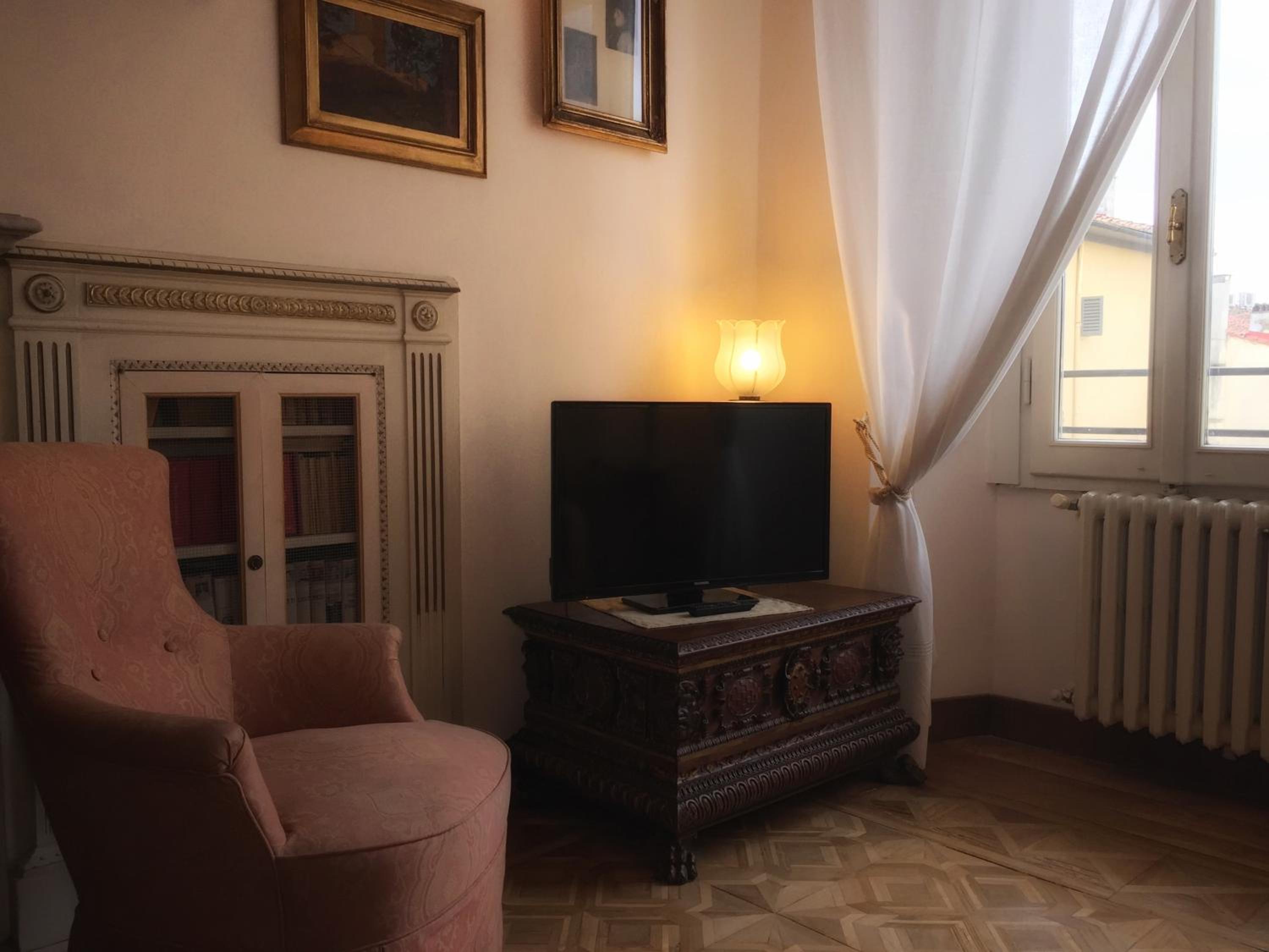 M&G Apartment