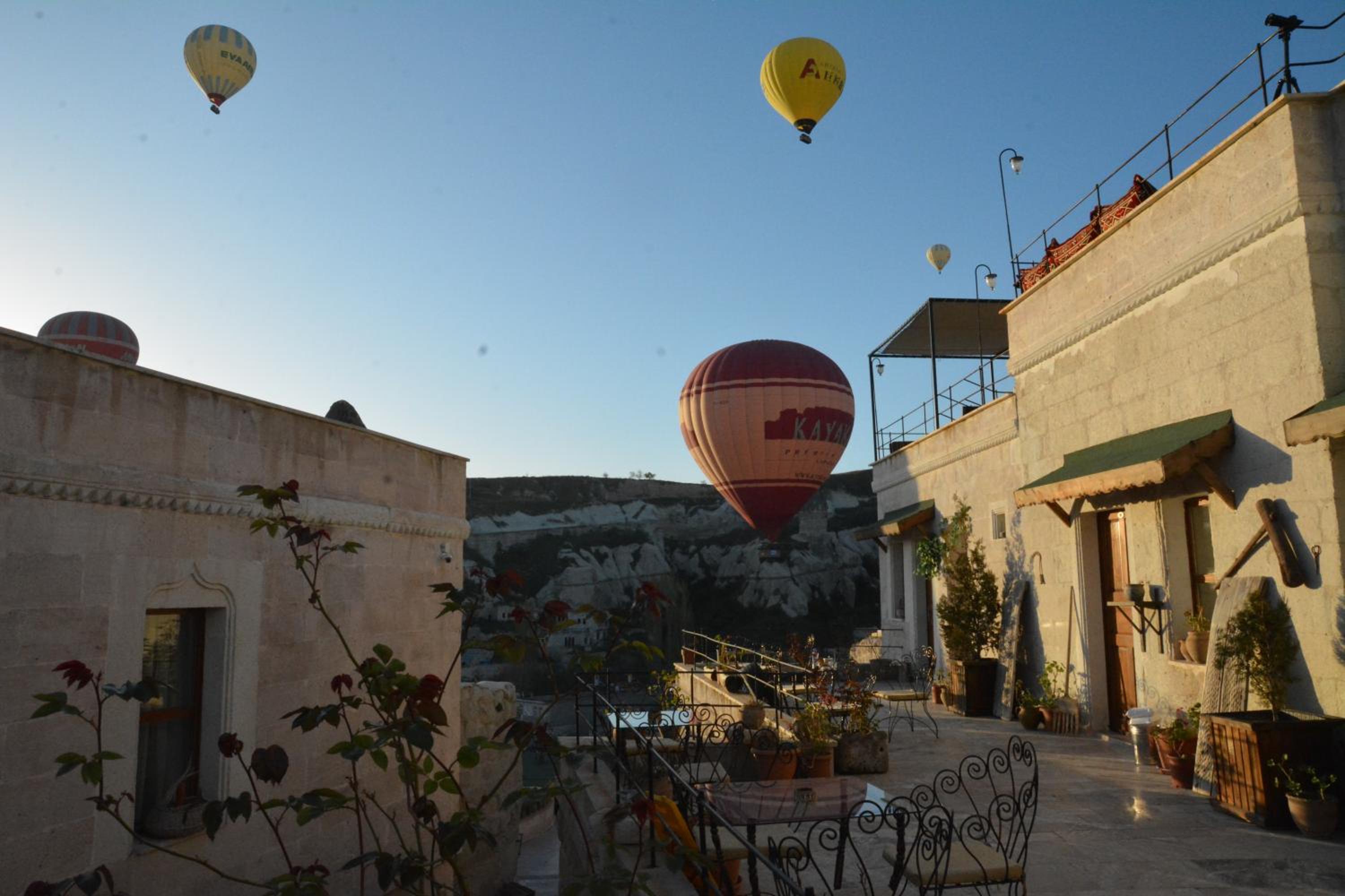 Emit Cave Hotel - Image 68