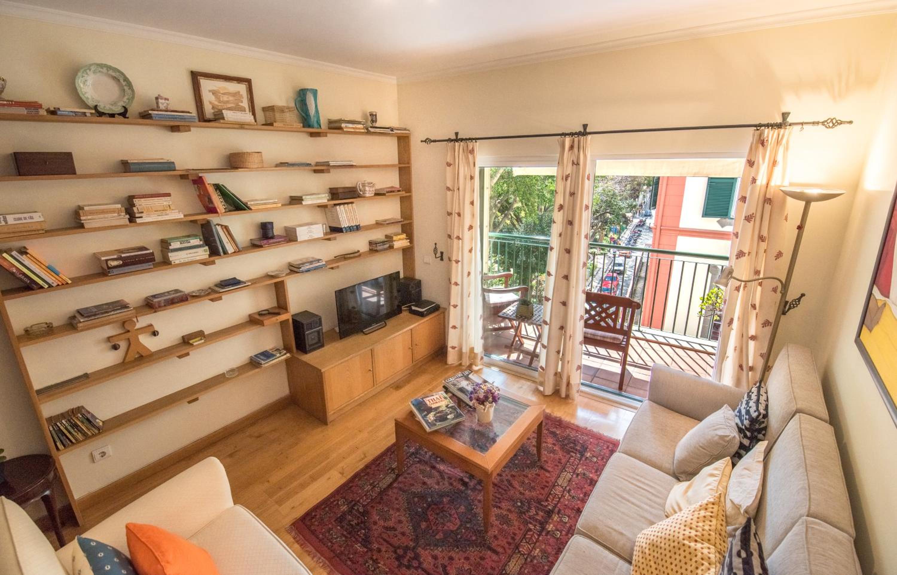 Funchal Arcadas Apartment by MLV view 5