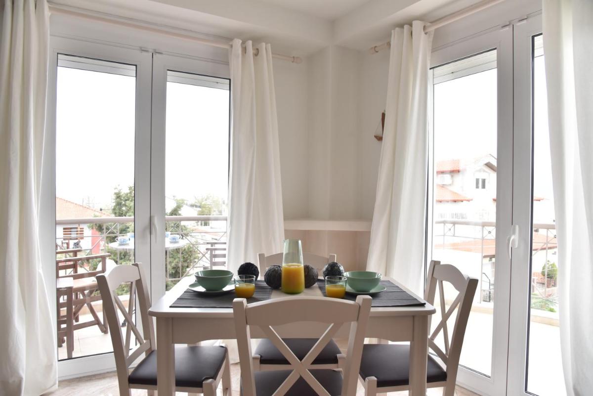 KyMa Studios and Suites view 3