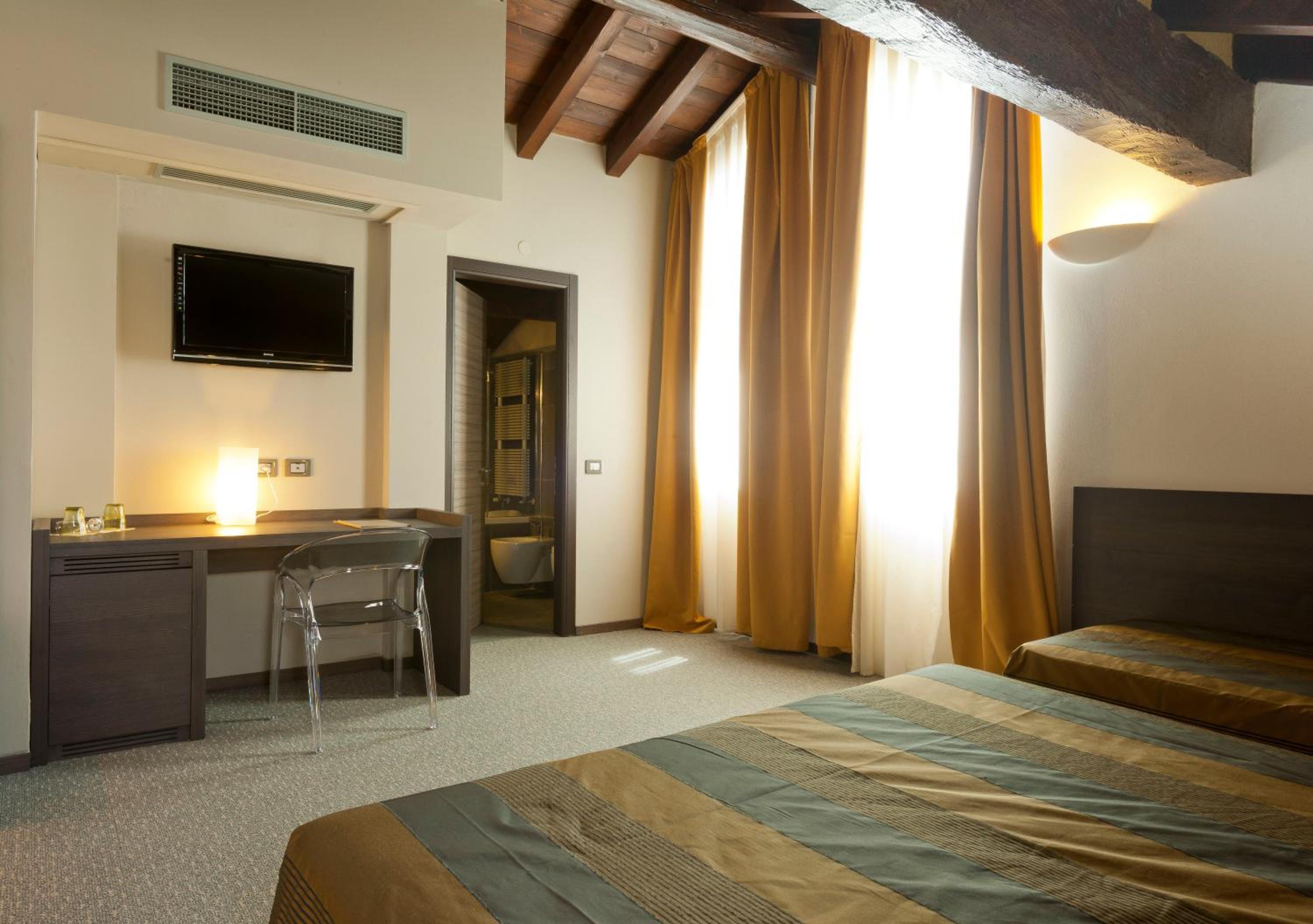 Locanda Sant'Ambrogio view 3