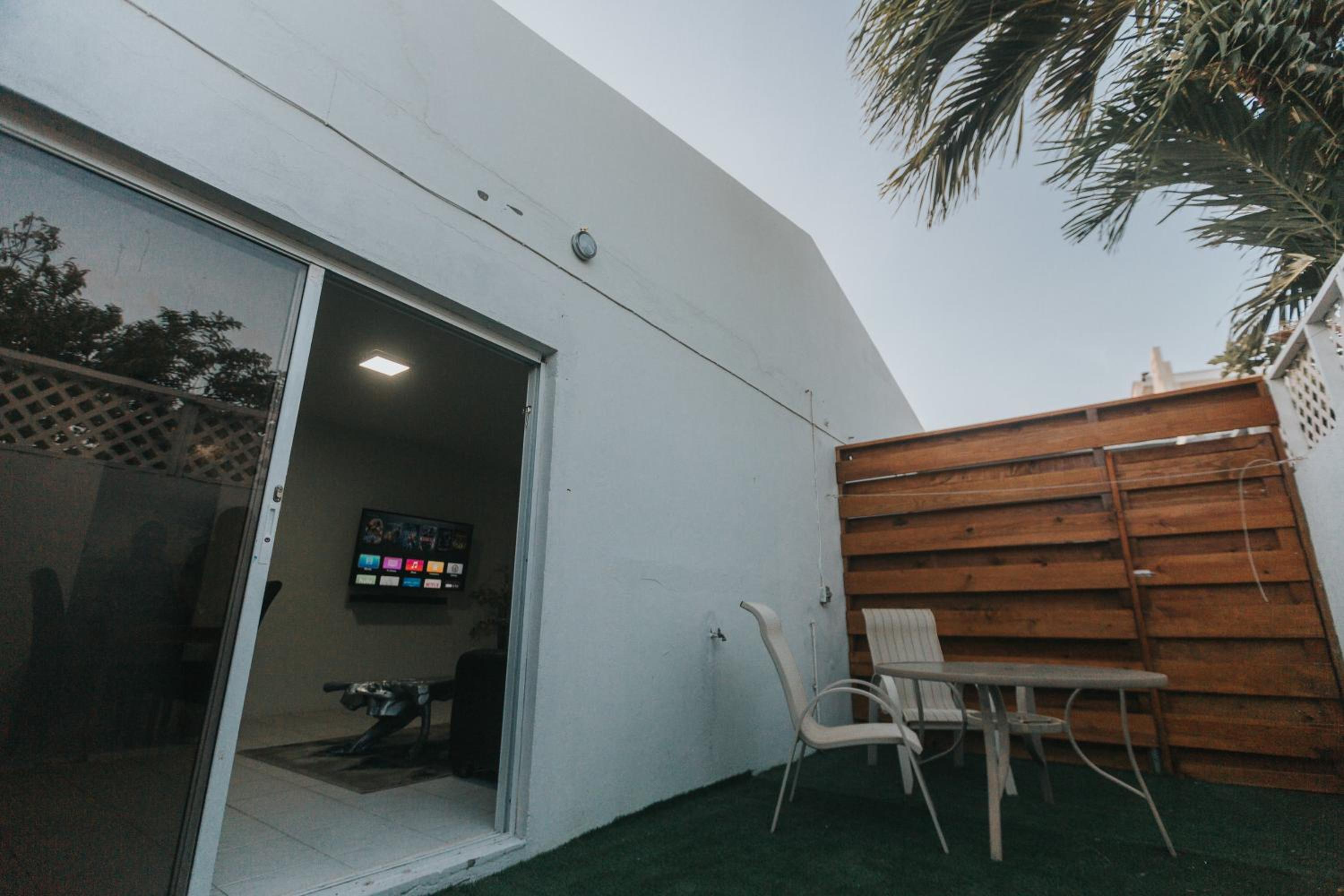 Buddha Studios Aruba