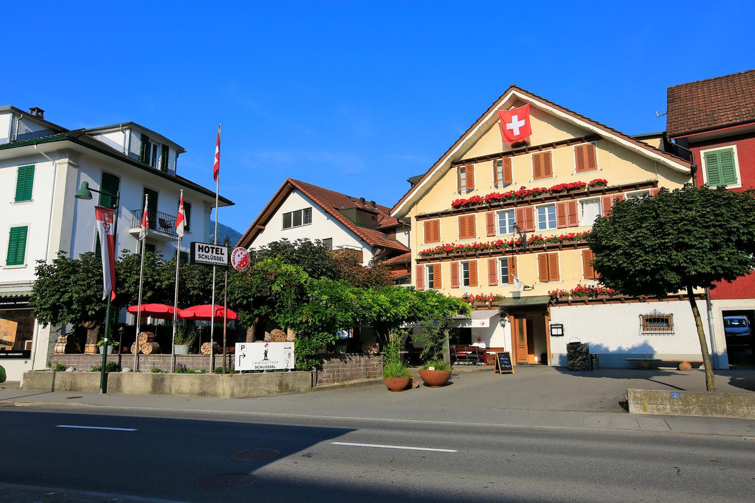 Hotel Landgasthof Schlüssel Alpnach - Image 1