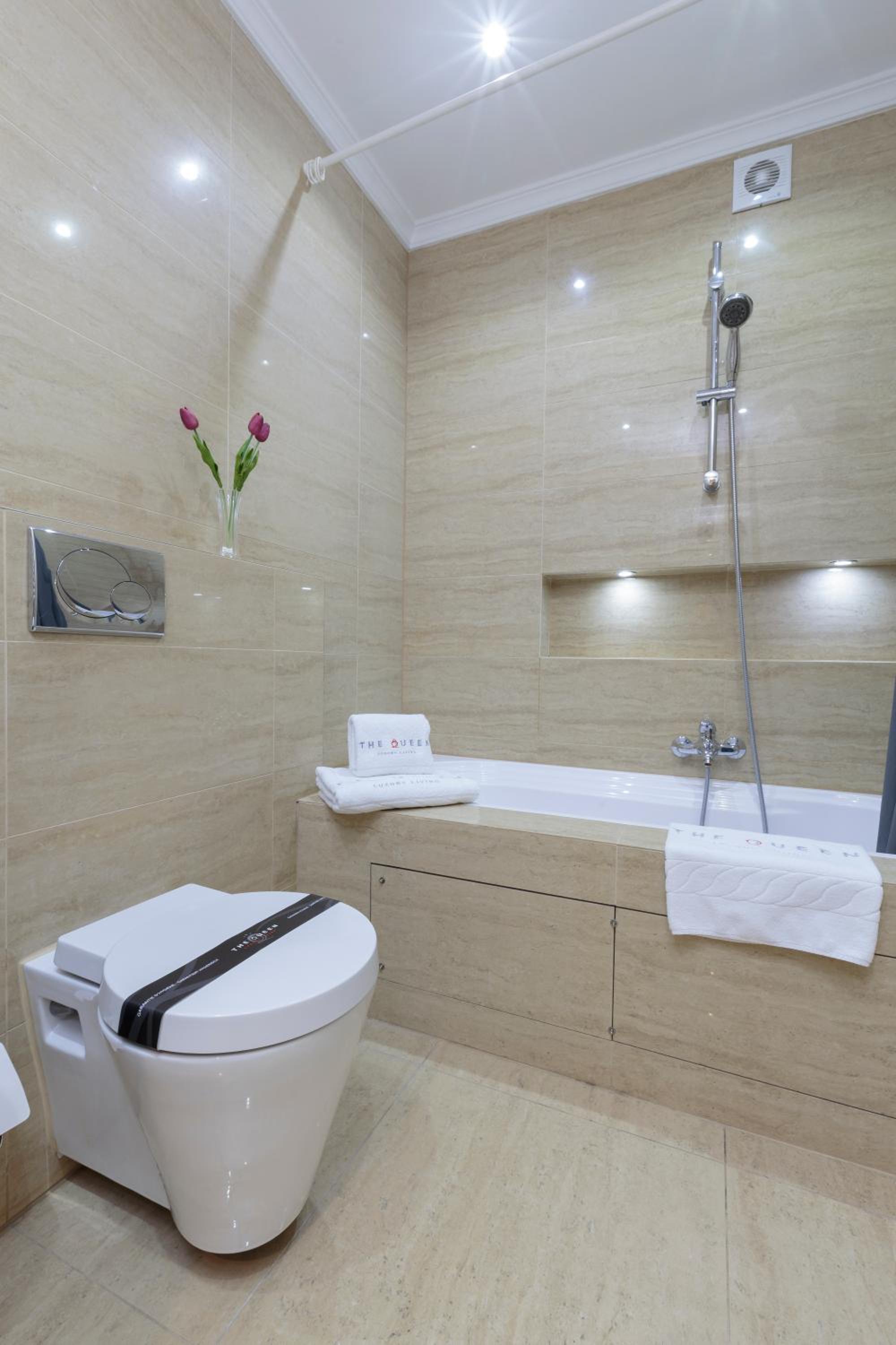 The Queen Luxury Apartments - Villa Carlotta