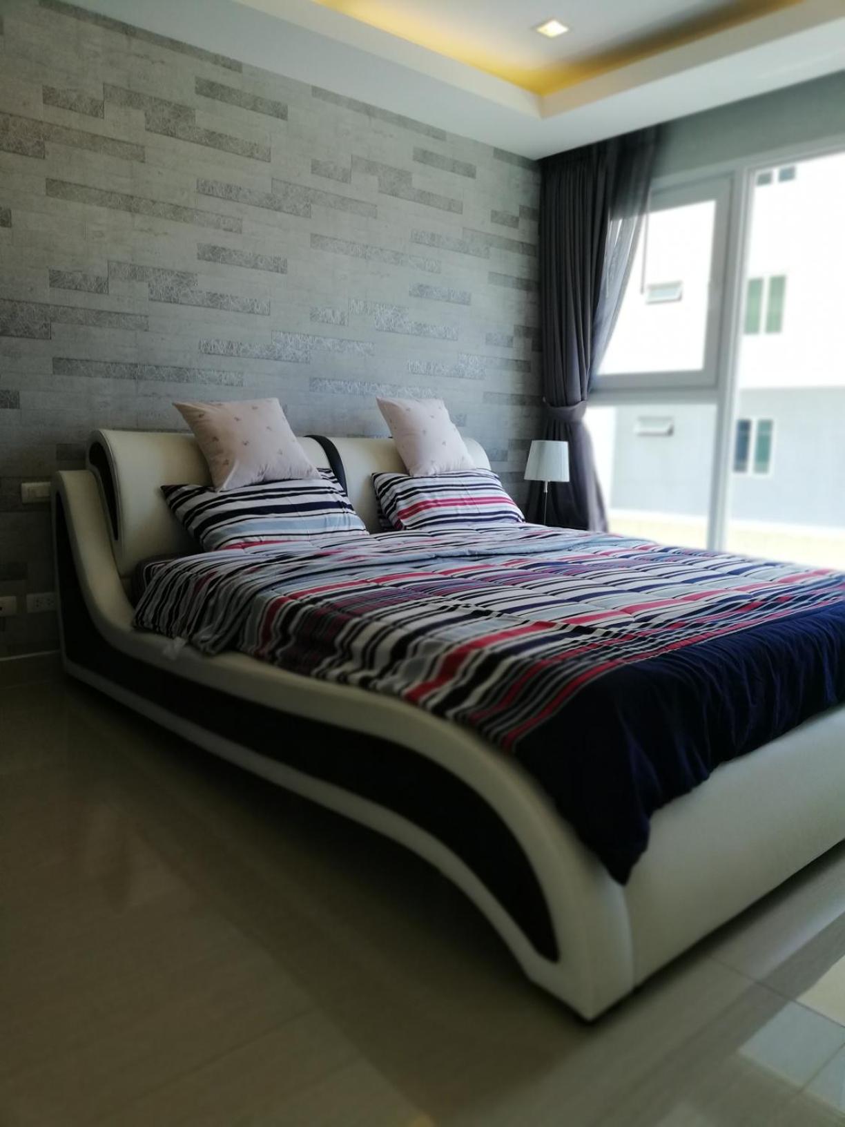 Cosy Beach View Apartments
