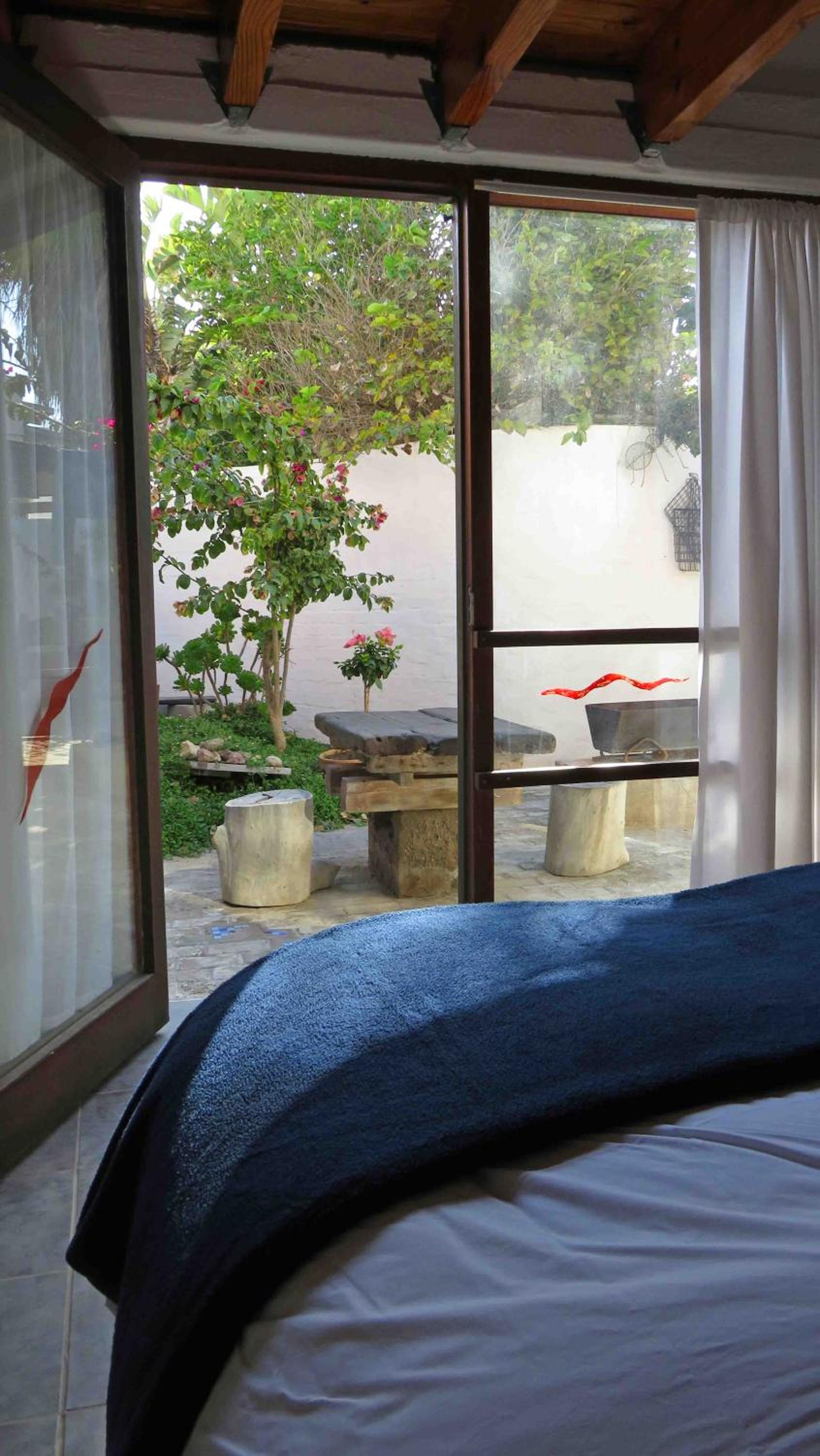Alternative Space B & B
