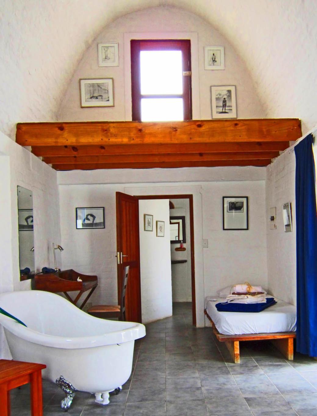 Alternative Space B & B