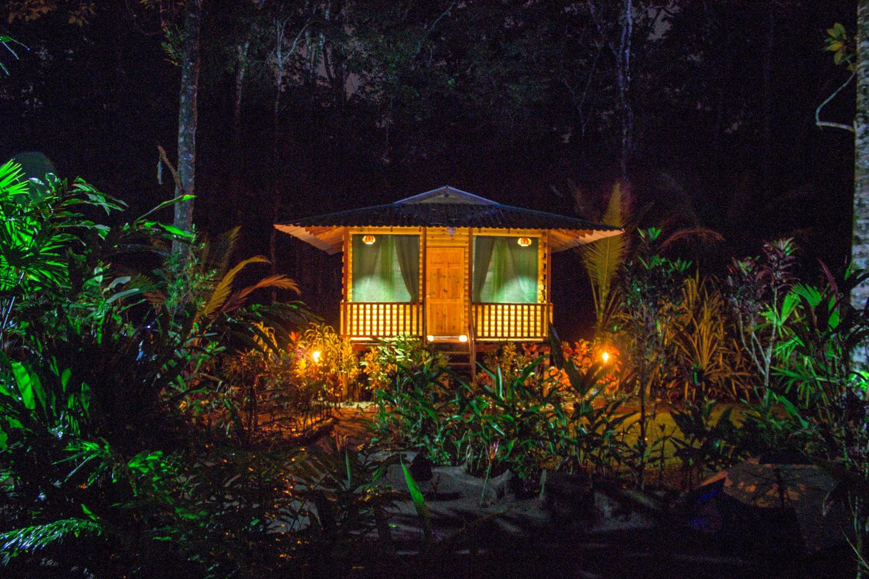 Lirio Lodge
