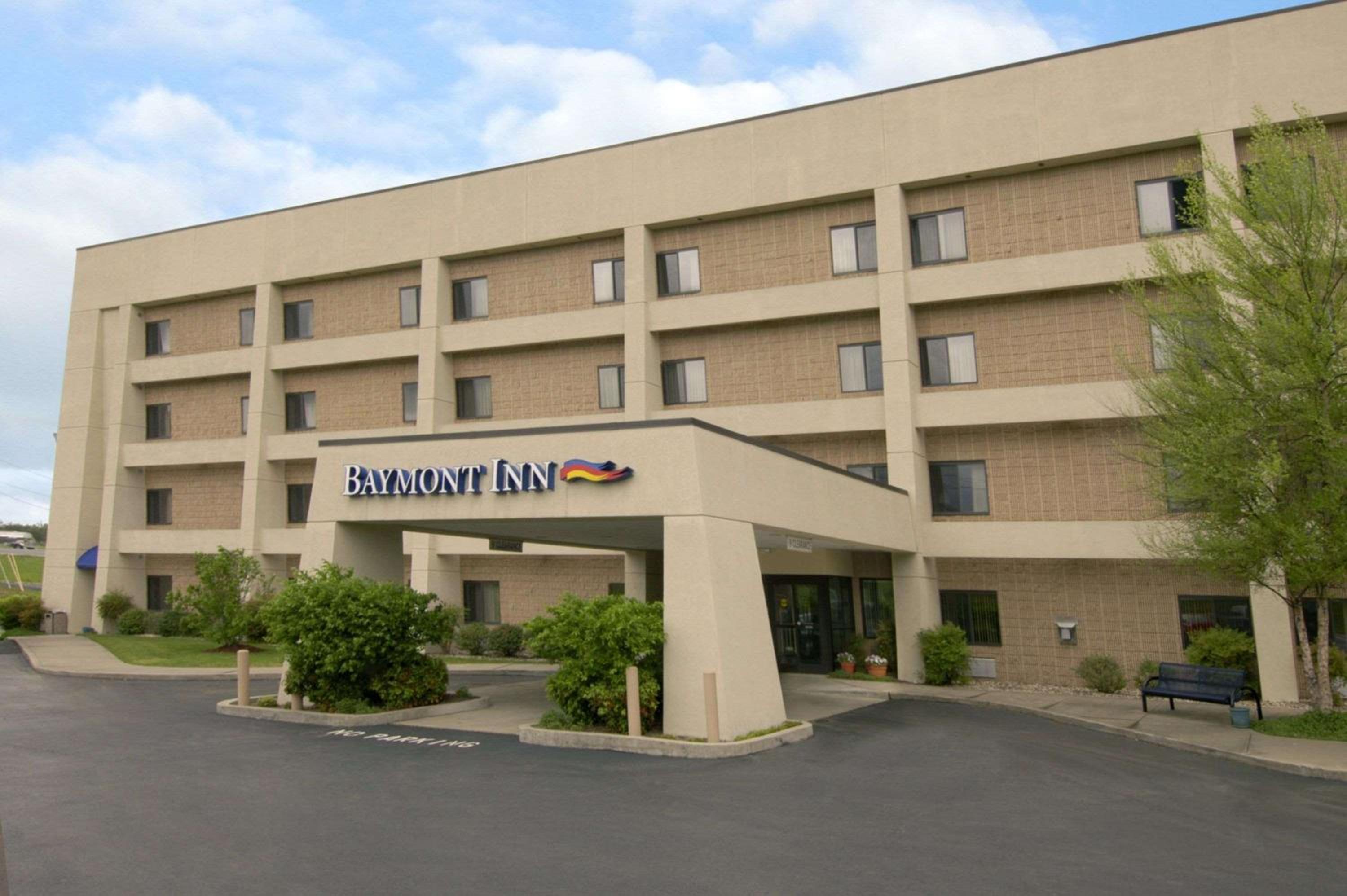 Corbin Vacations - Baymont by Wyndham Corbin - Property Image 1
