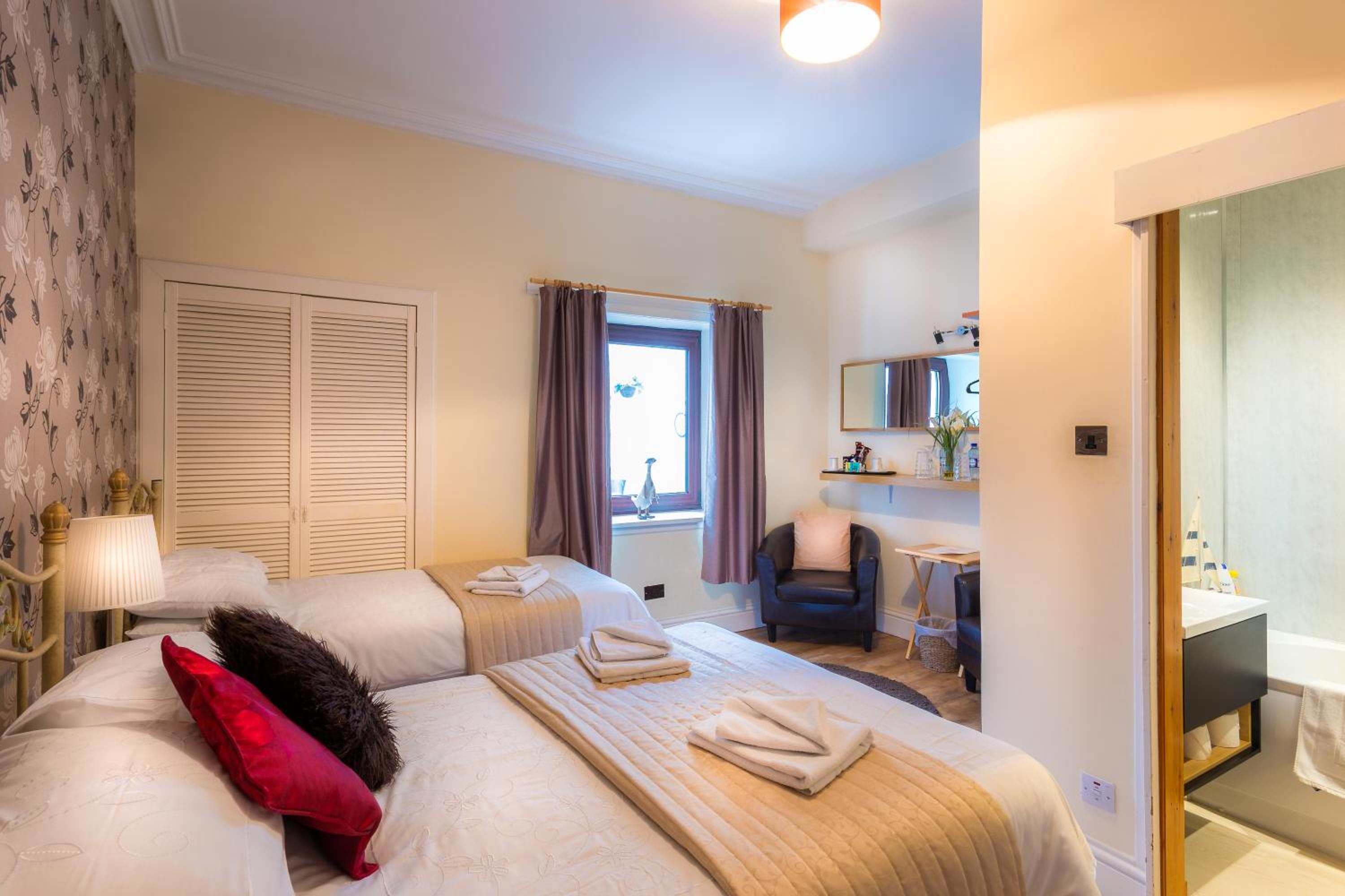 Neptunes Rest Guest Hotel view 2