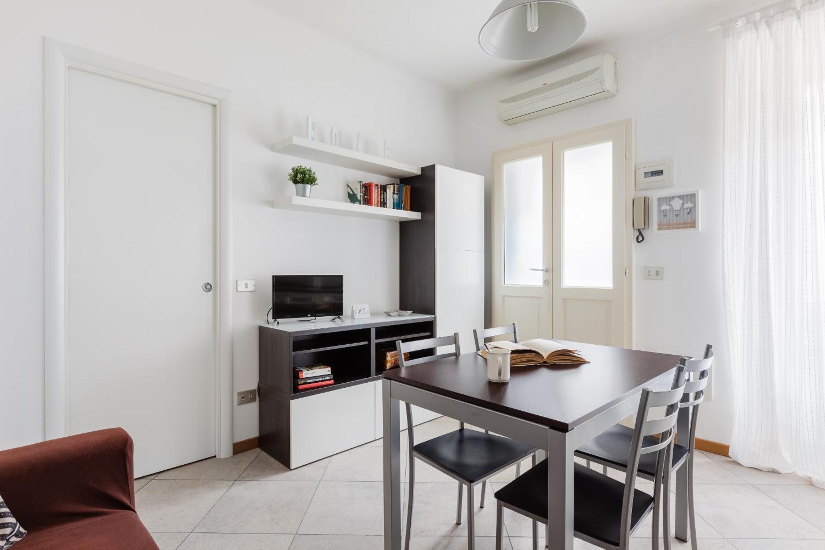 Italianway Easy - Cerano 15 en Milan