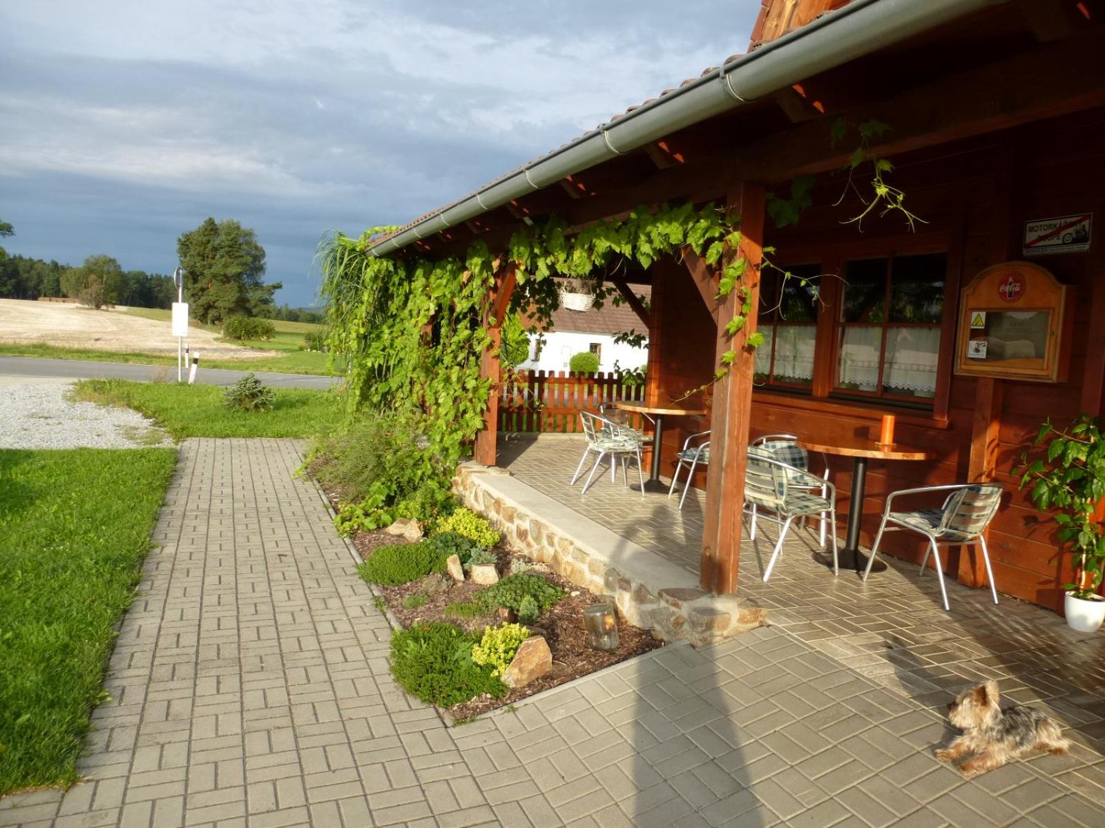 VRÁŽ -Ubytování view 4