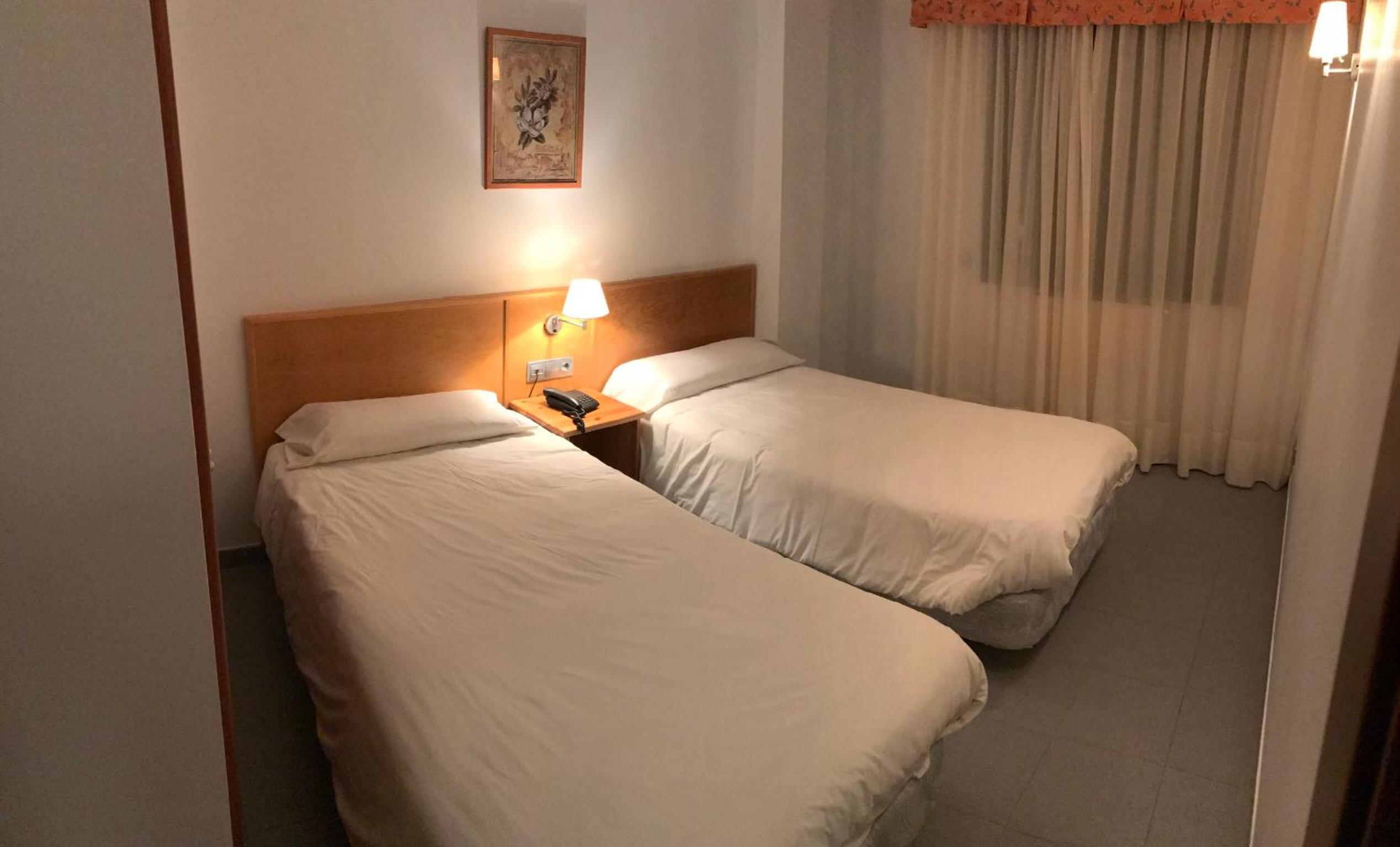 Apartamentos Turísticos Roc Del Castell