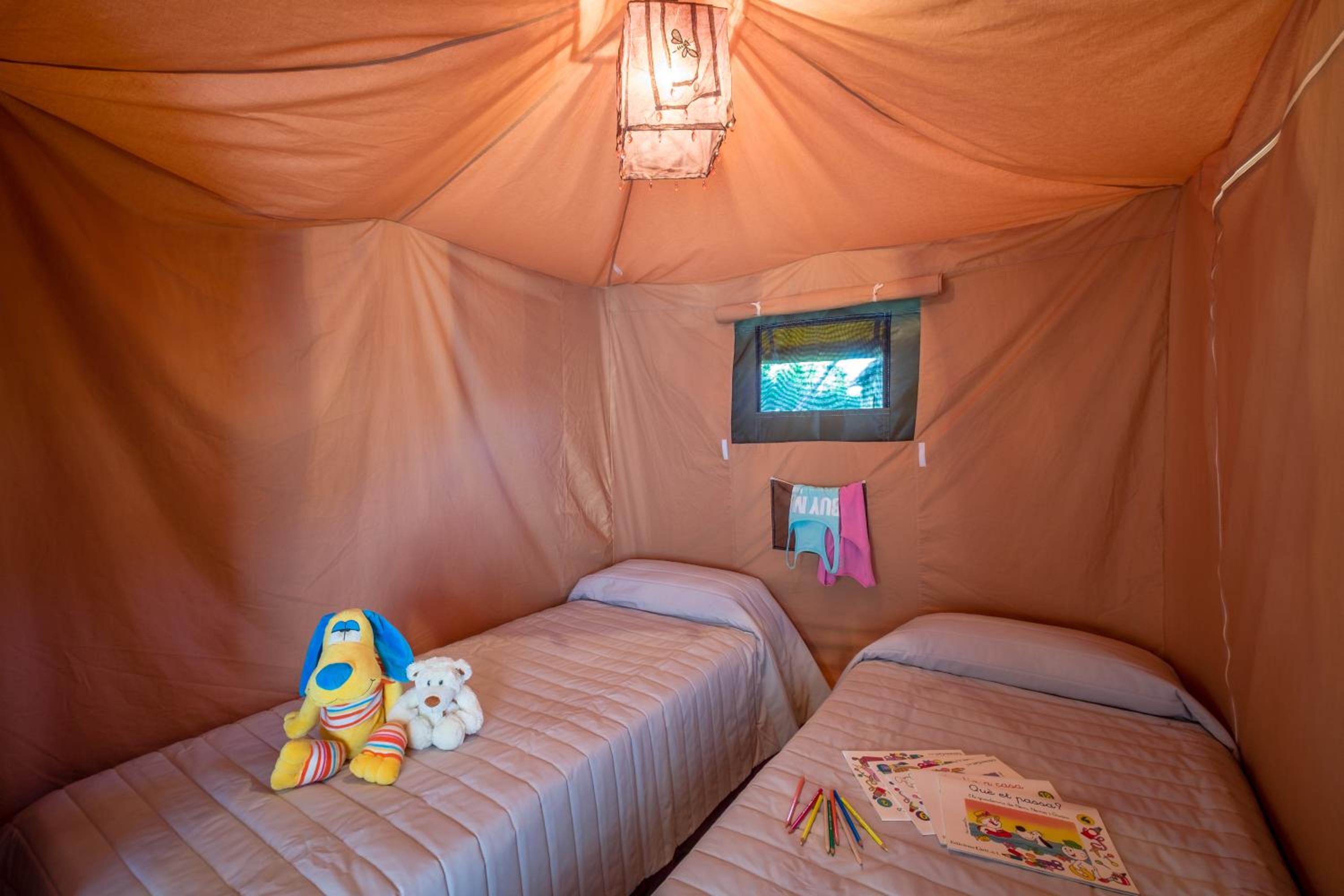 Camping Estival Torre de la Mora