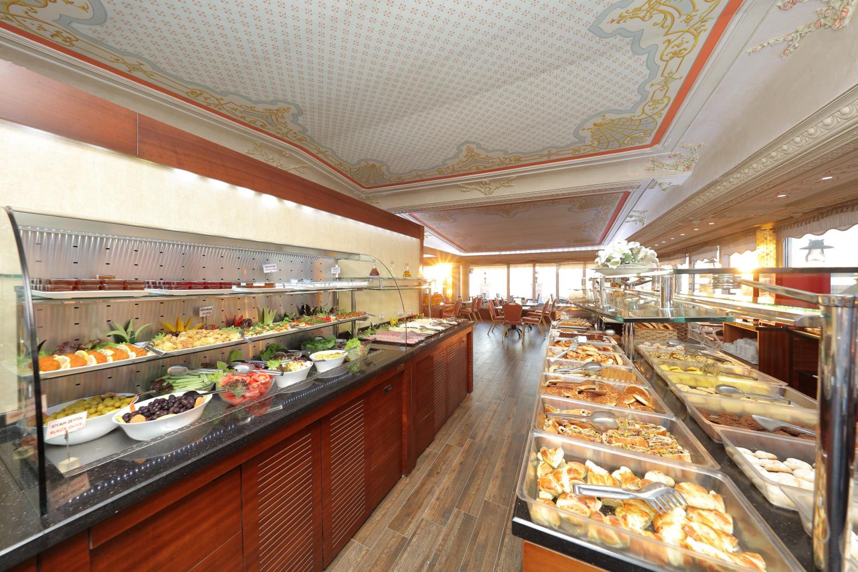 Deluxe Golden Horn Sultanahmet Hotel - Image 17