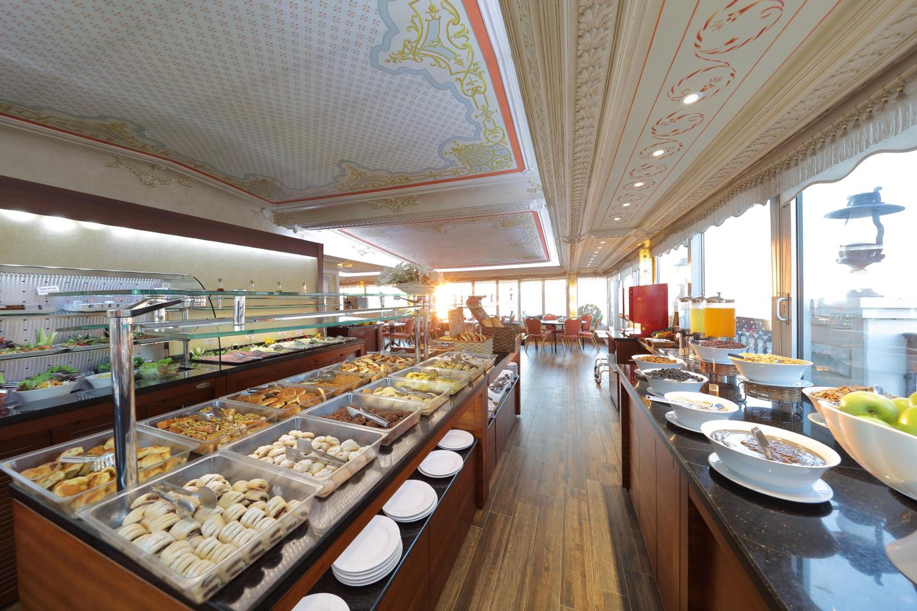 Deluxe Golden Horn Sultanahmet Hotel - Image 18