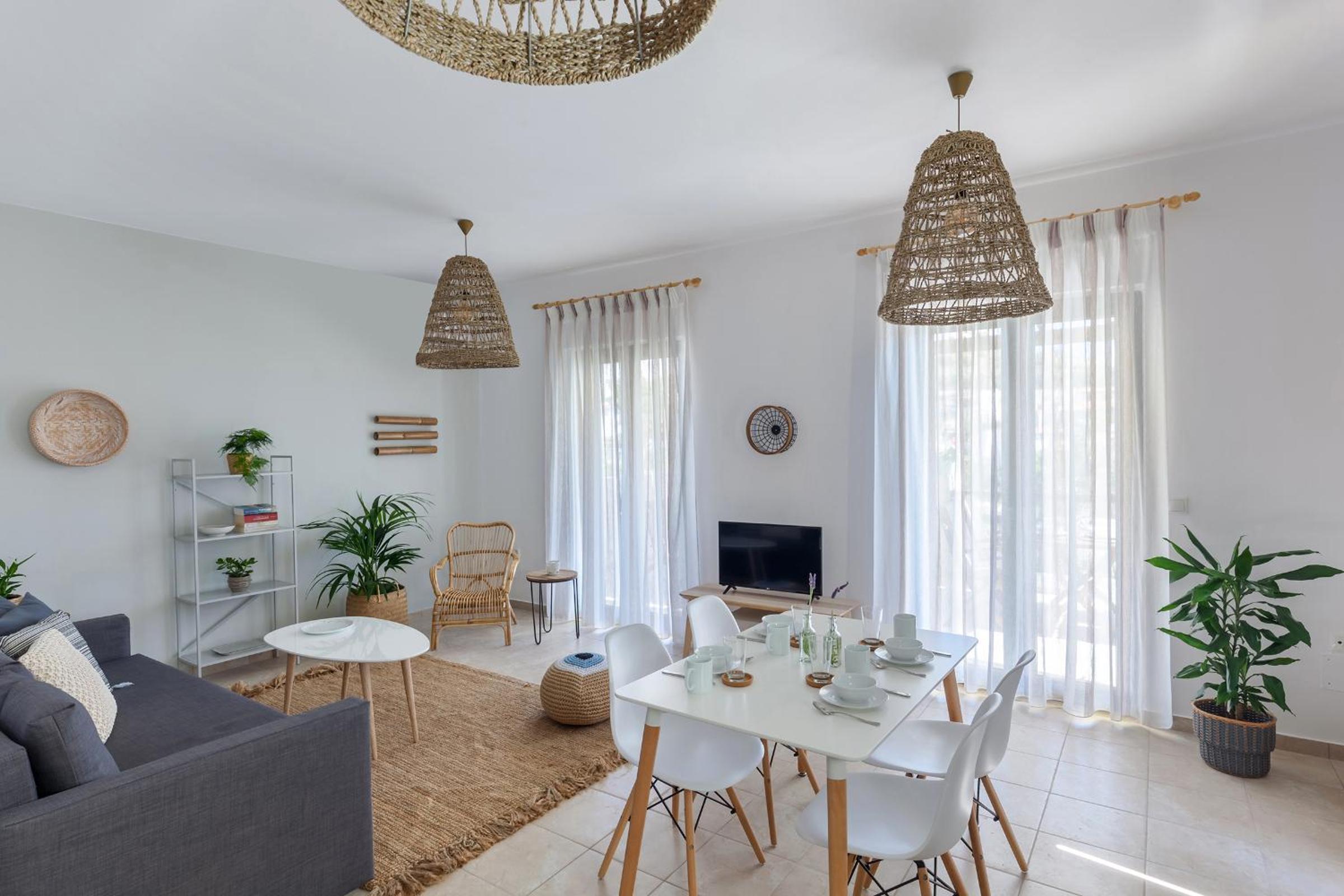 Syra Suites