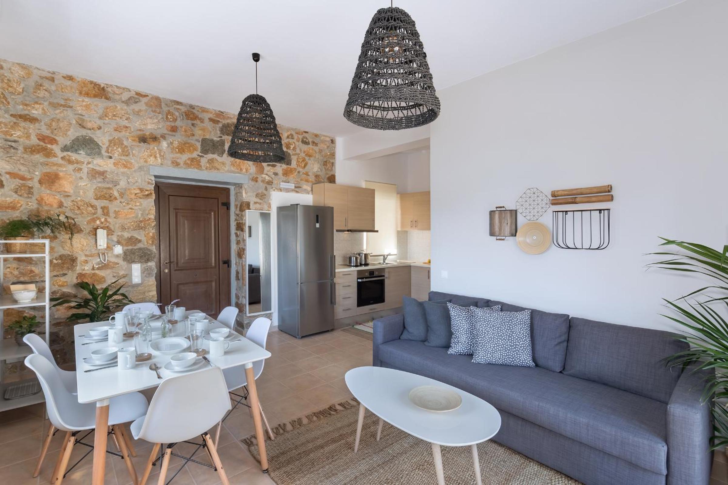 Syra Suites