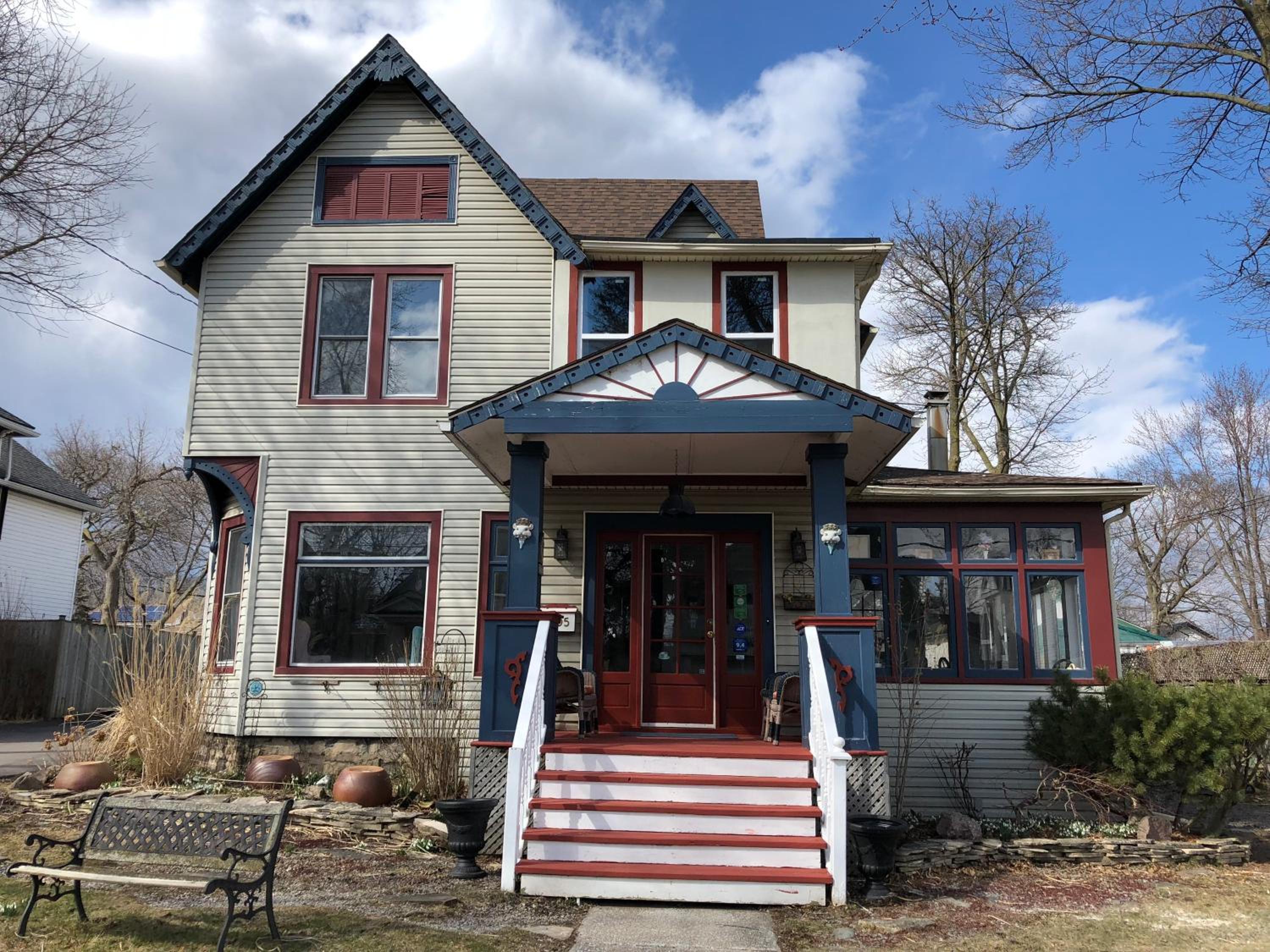 Blue Gables Bed and Breakfast