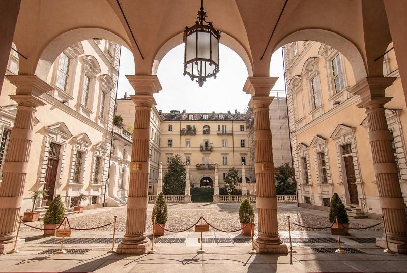 Palazzo Graneri view 2