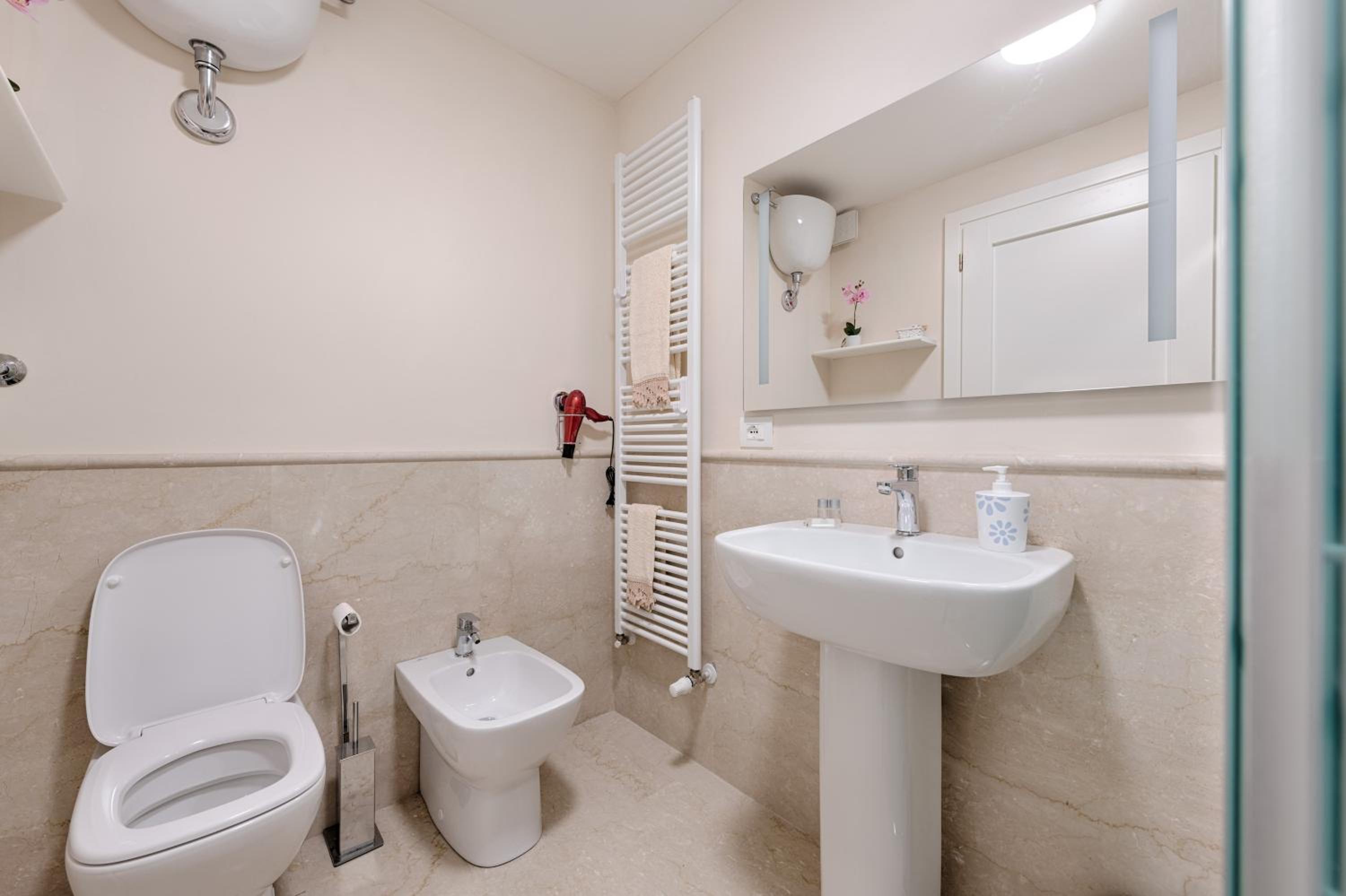 DUOMO LUXURY APARTMENT 