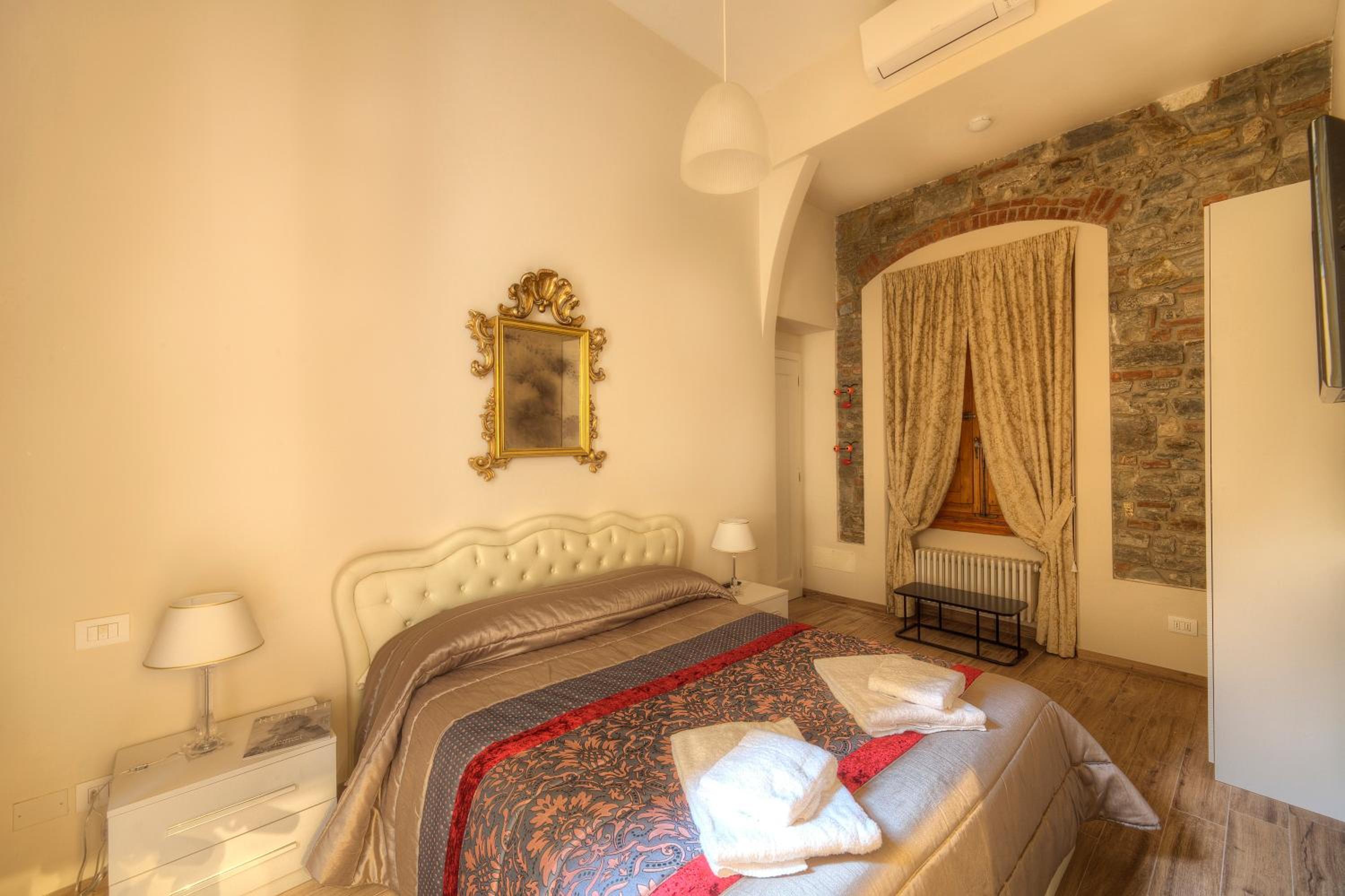 DUOMO LUXURY APARTMENT 