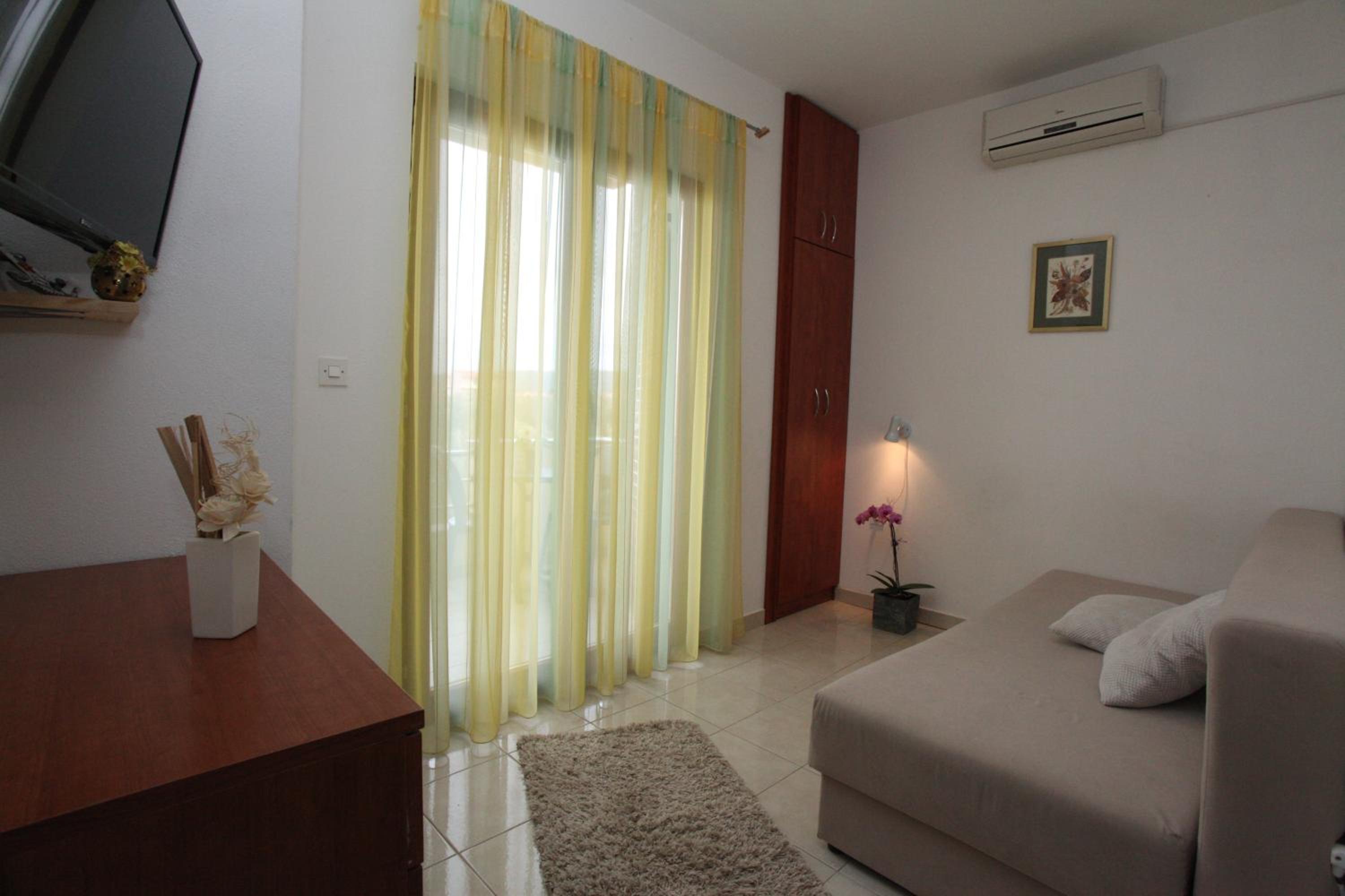 Apartments Krešan Soline