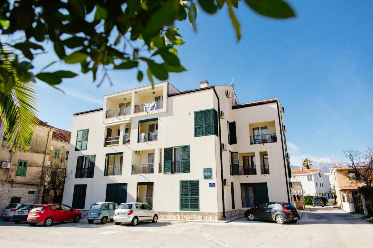 Hotel Apartments Nirgilija - Image 1